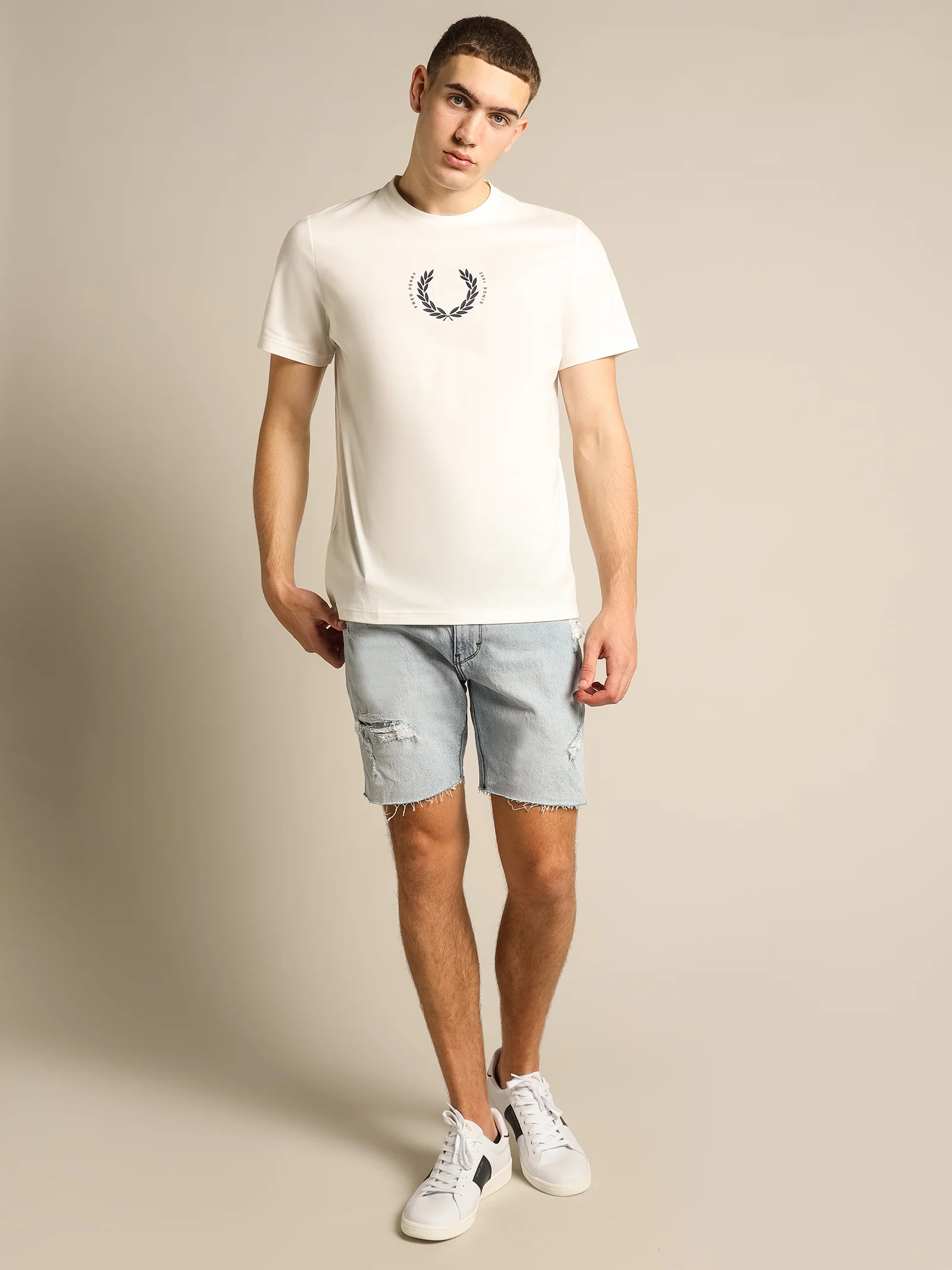 Laurel Wreath T-Shirt - Image 5