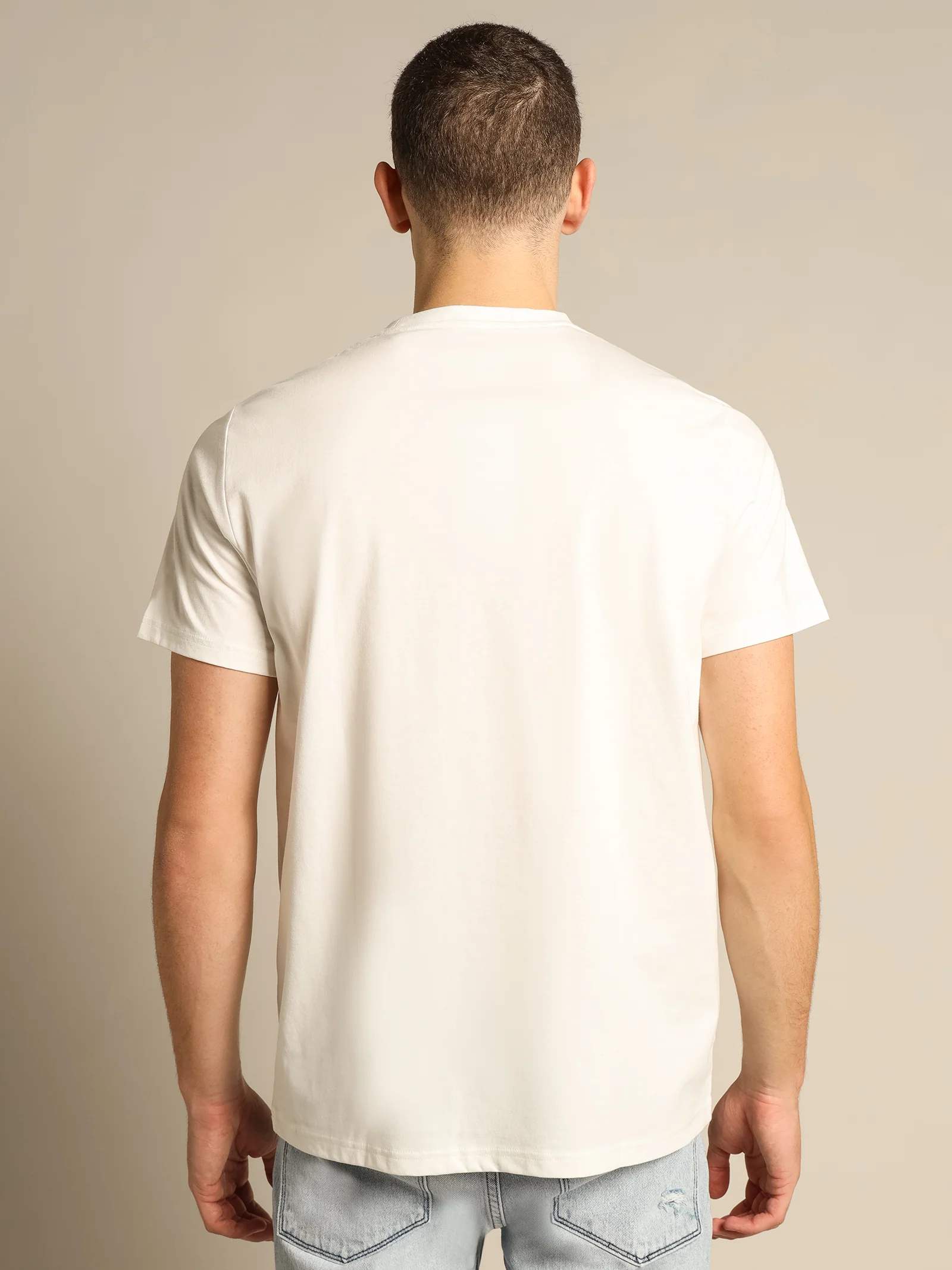 Laurel Wreath T-Shirt - Image 6