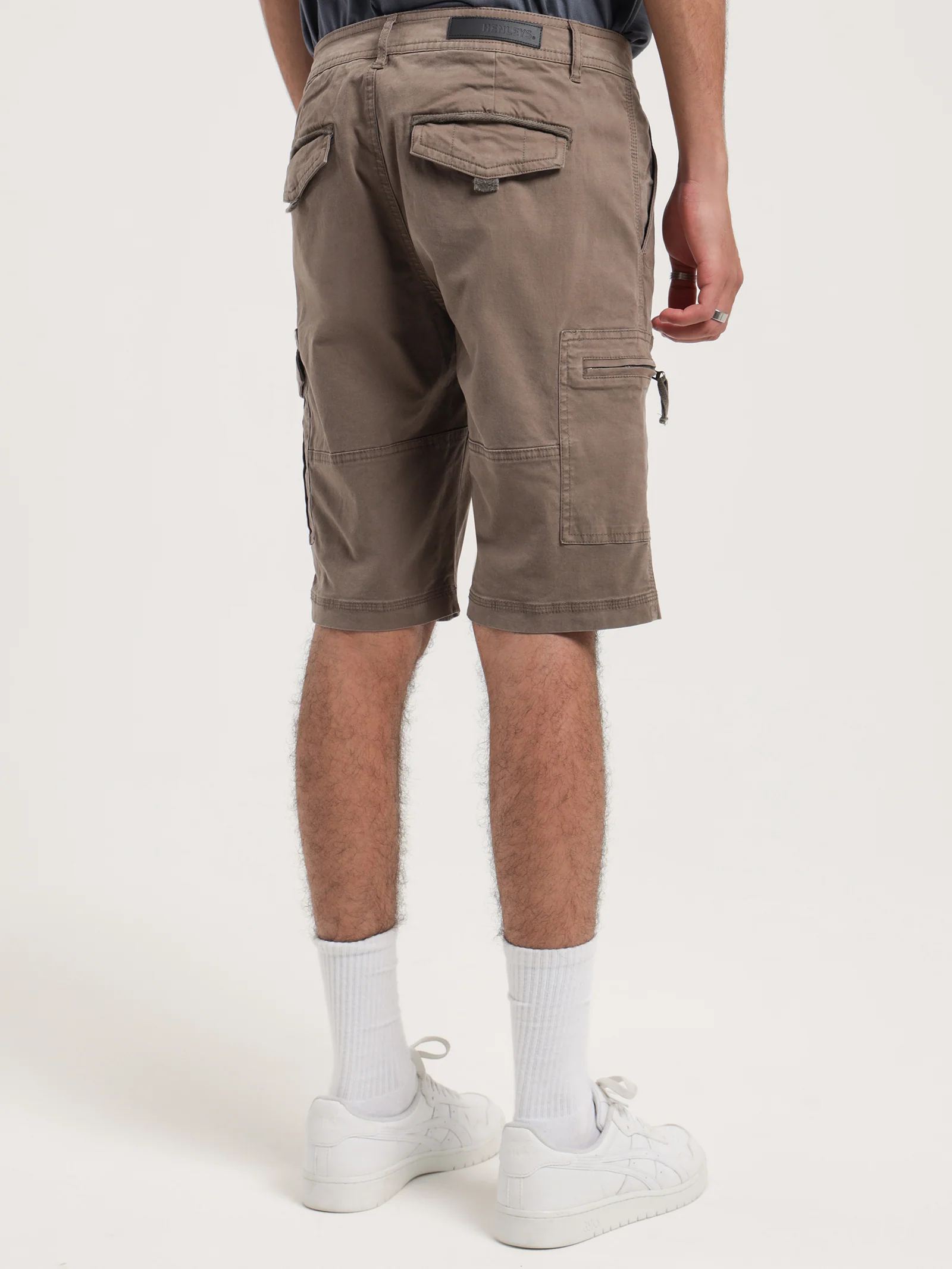 Leon Shorts - Image 7