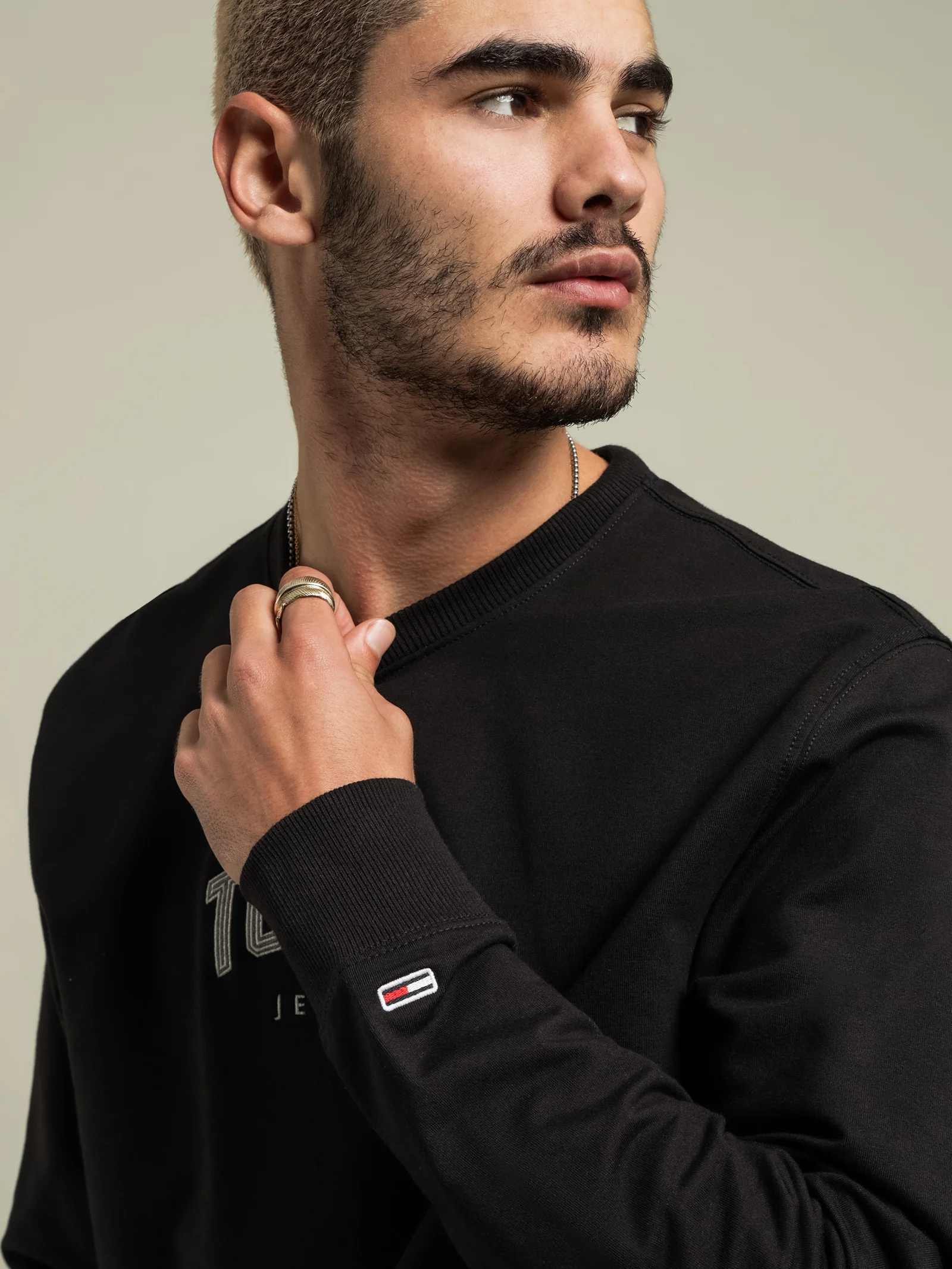 Lightweight Crew Neck Sweatshirt - Image 5