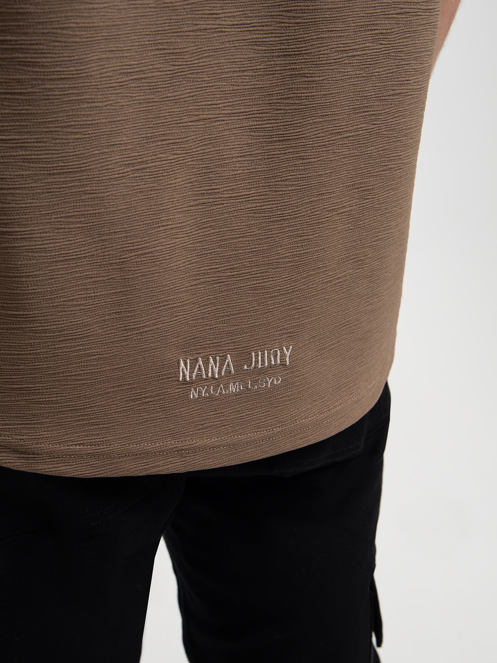 Lincoln T-Shirt - Image 3