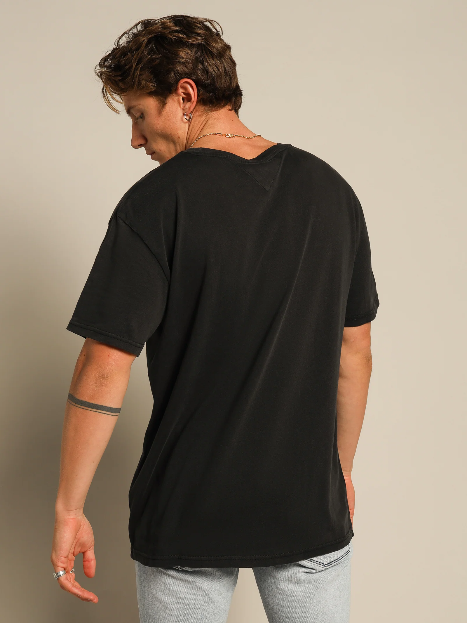 Linear Logo T-Shirt - Image 5