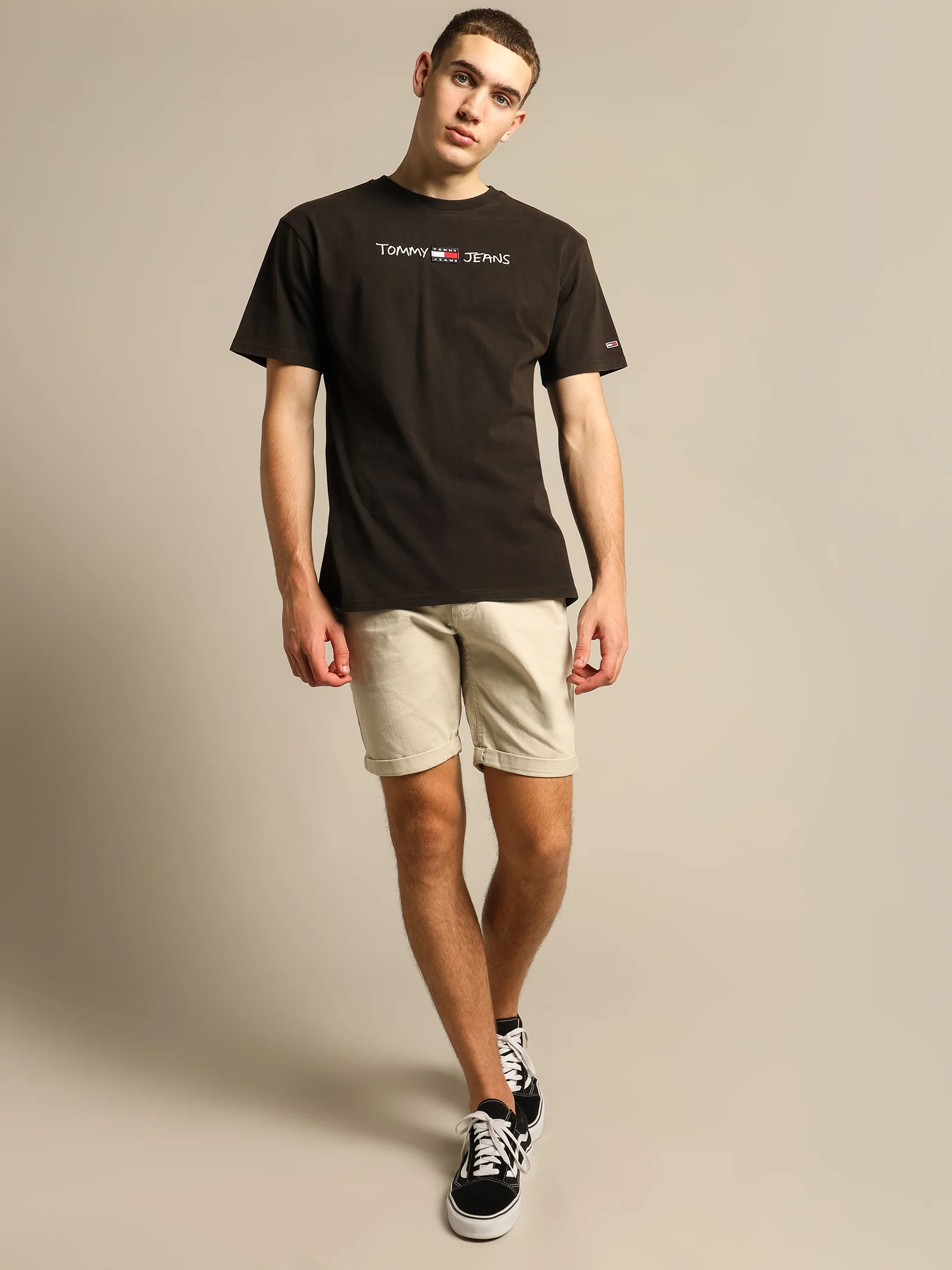 Linear Written Logo T-Shirt - Image 4