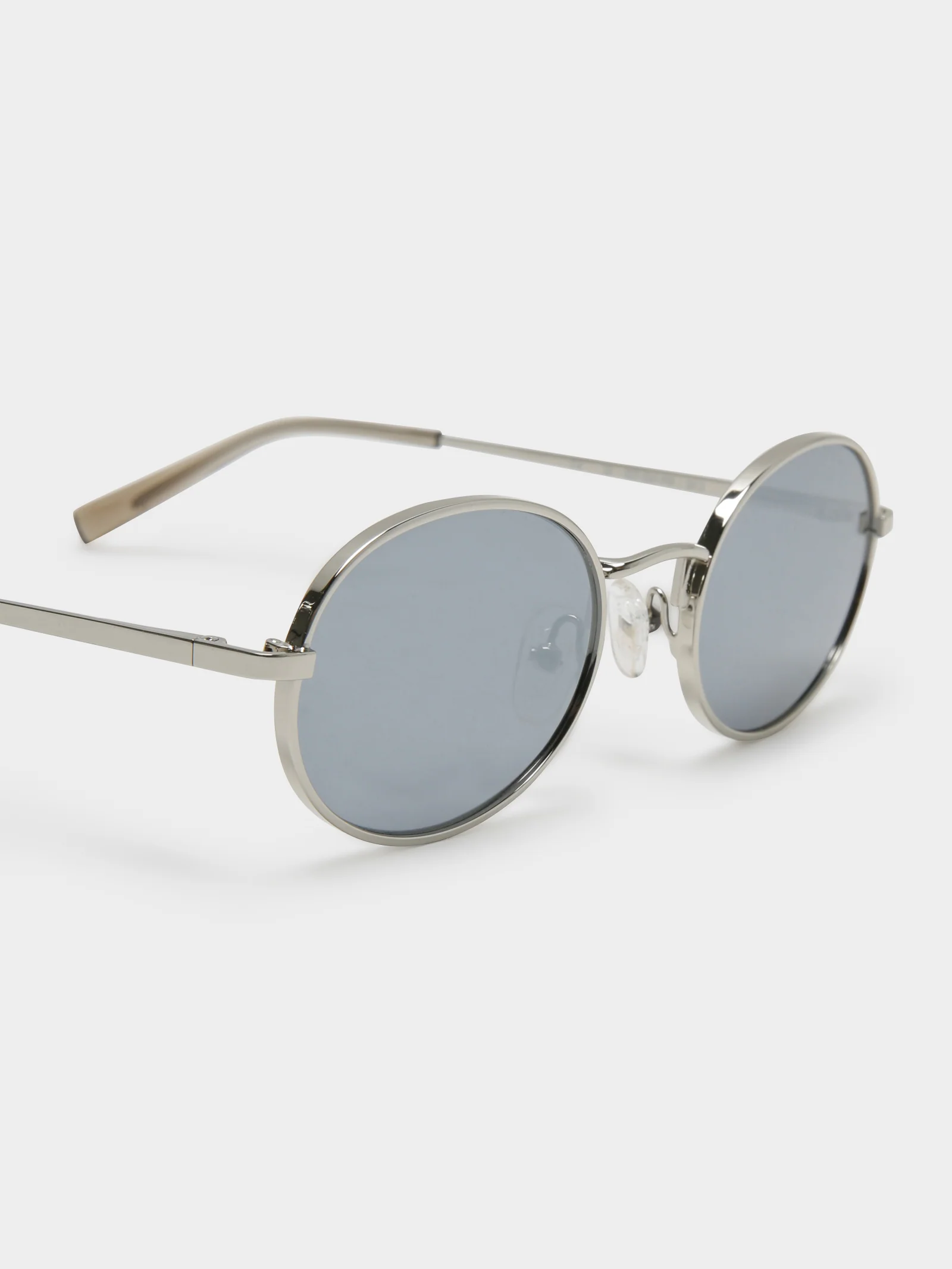LIS Sunglasses - Image 4