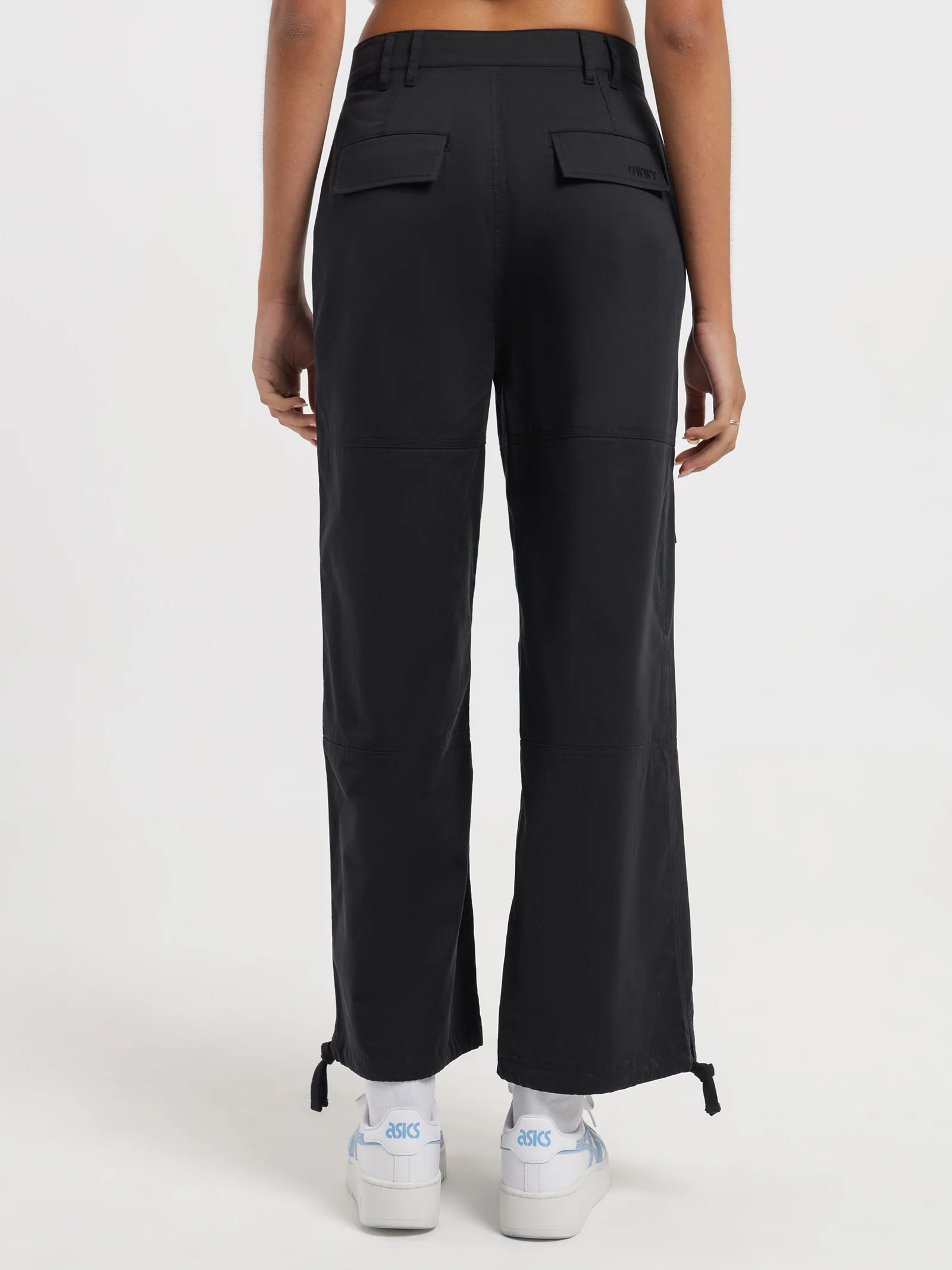 Long Stride Cargo Pants - Image 6