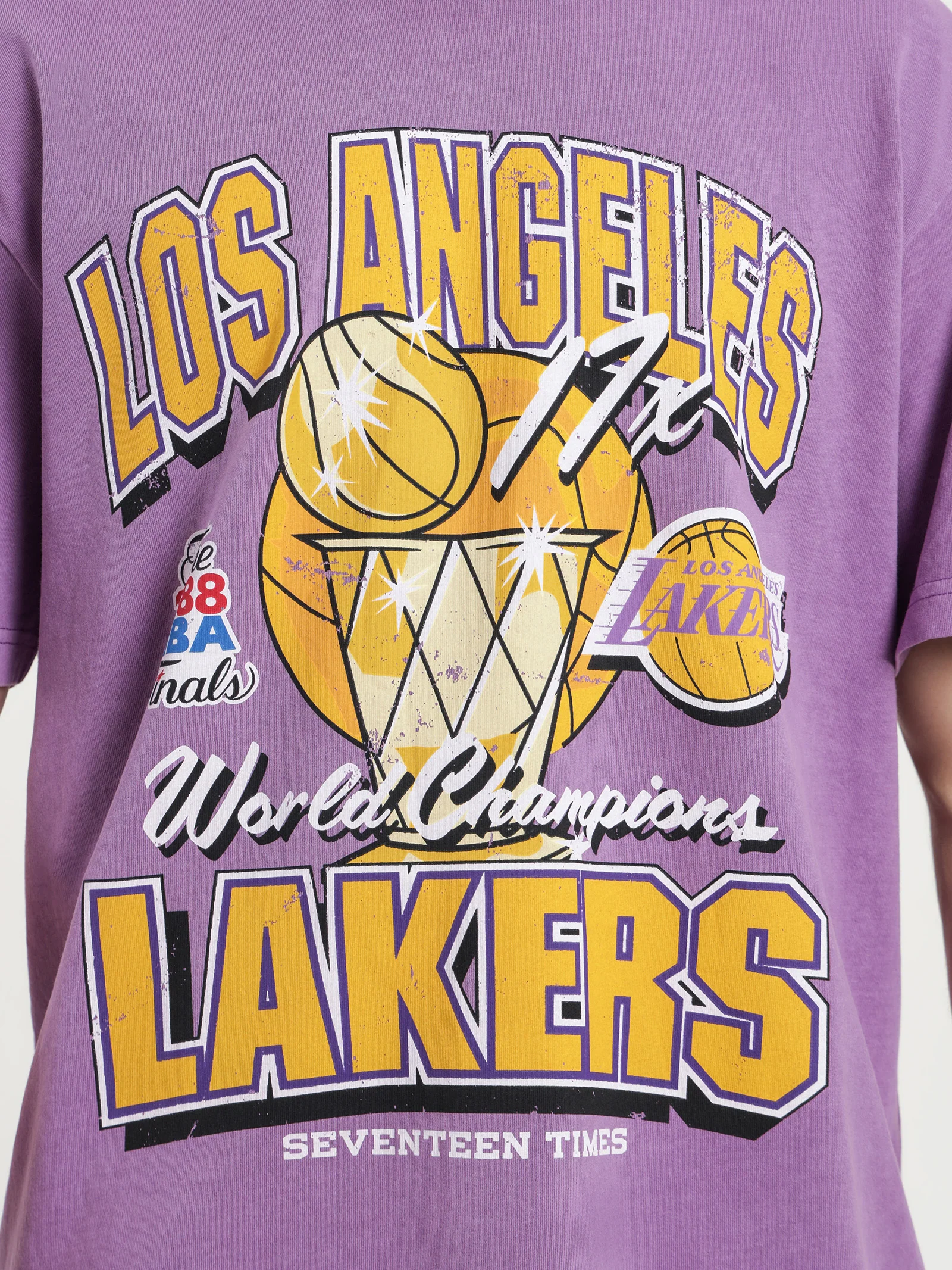 Los Angeles Lakers T-Shirt - Image 5