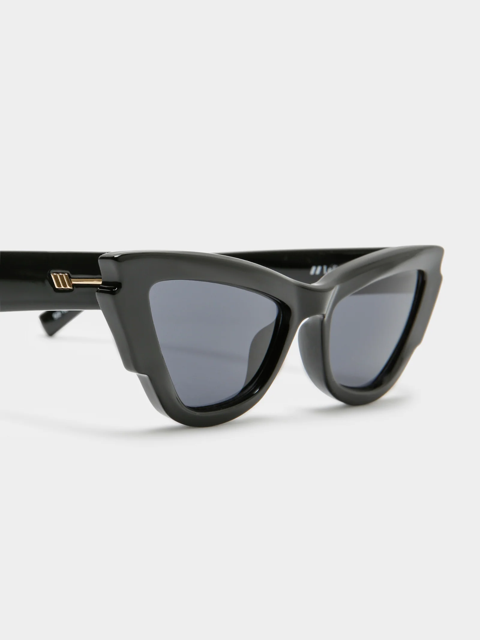 Lost Days Sunglasses - Image 3
