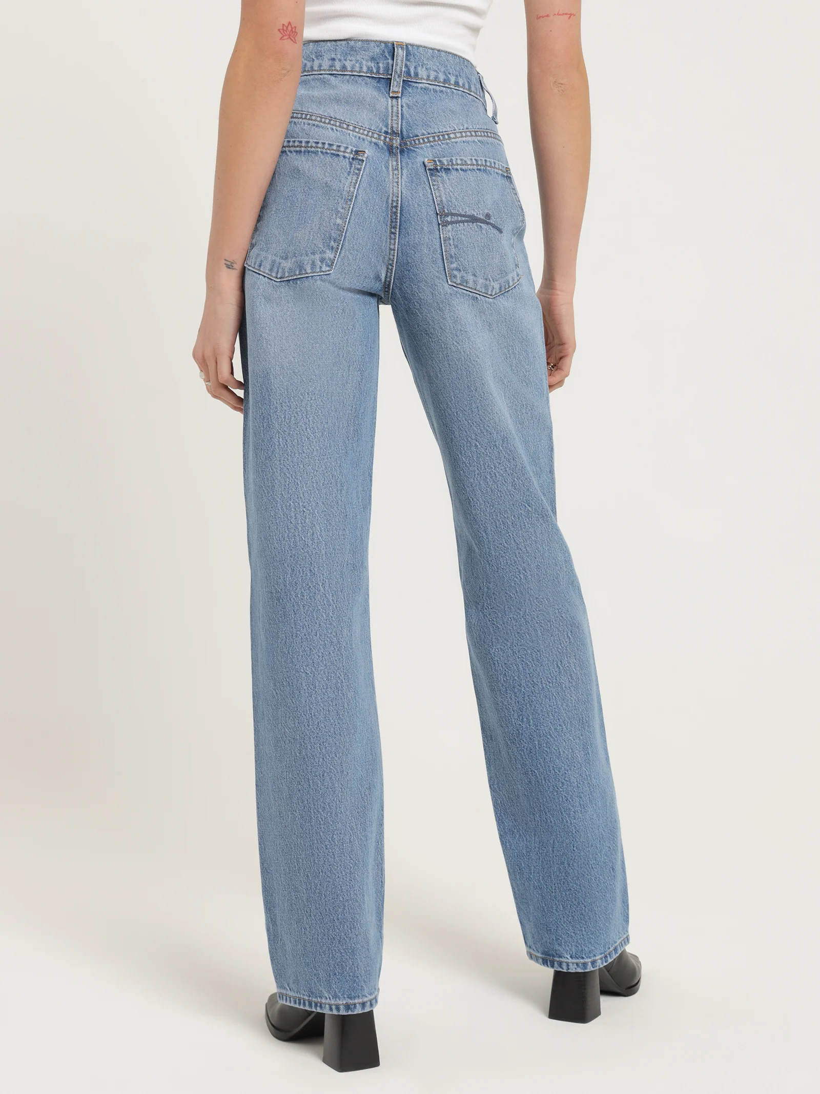 Lou Jeans - Image 6