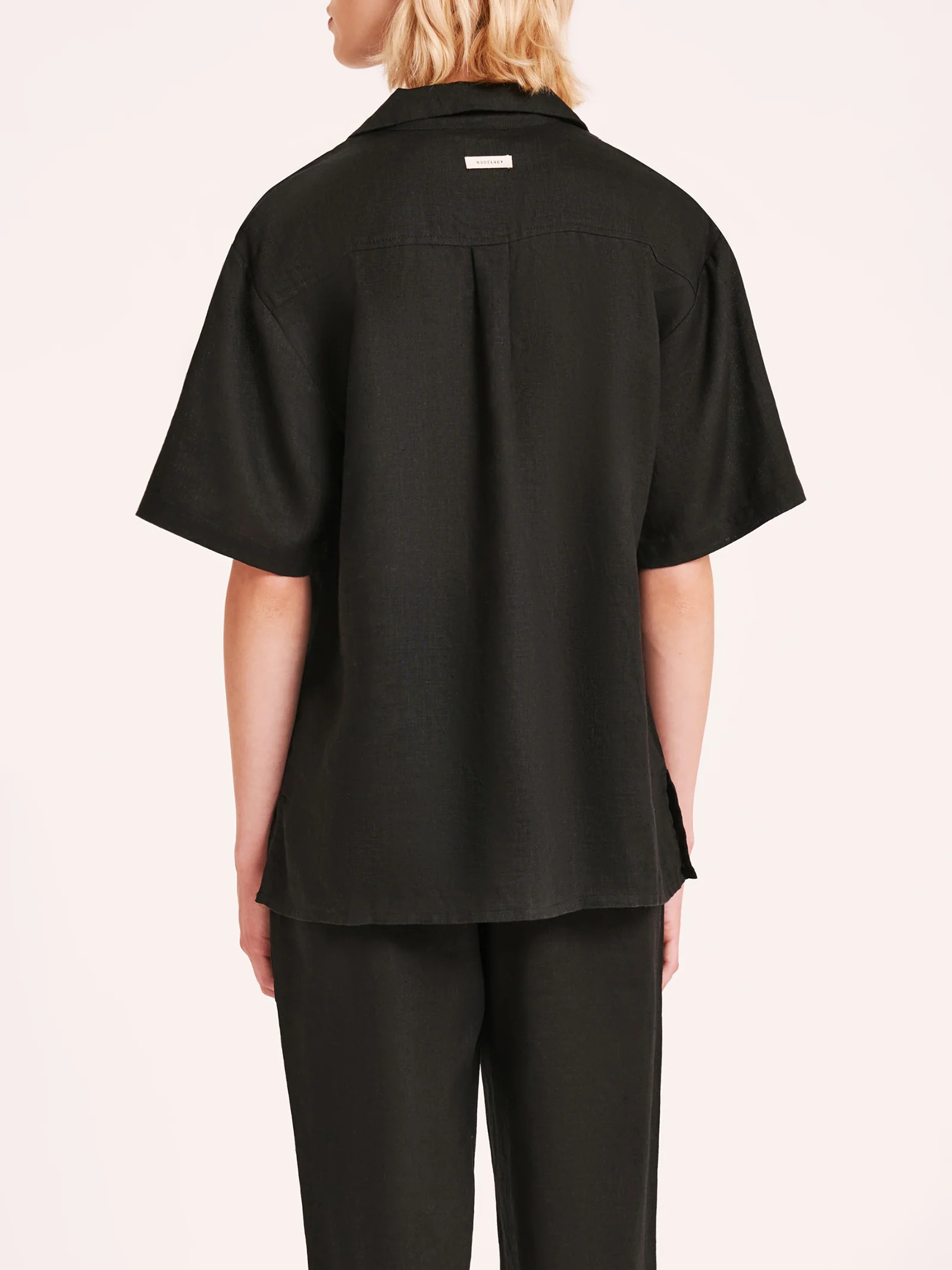 Lounge Linen Travel Shirt - Image 4