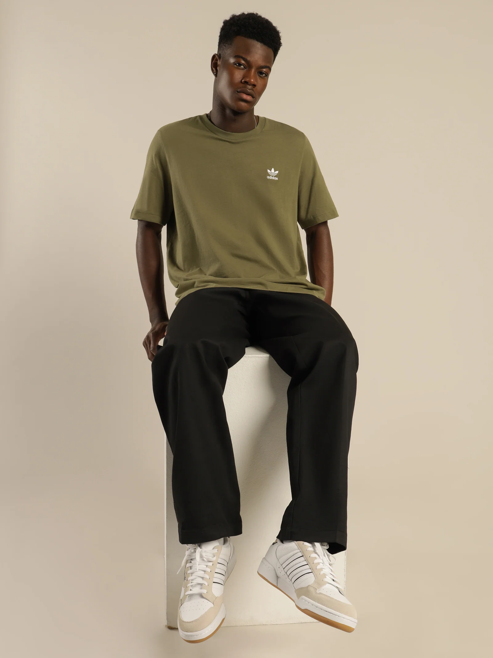 Loungewear Adicolor Essentials Trefoil T-Shirt - Image 2