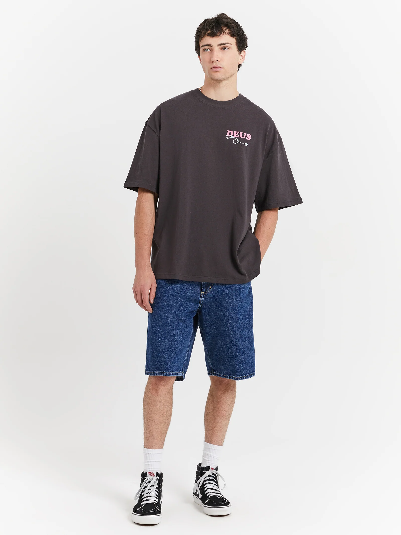 Love Struck T-Shirt - Image 2