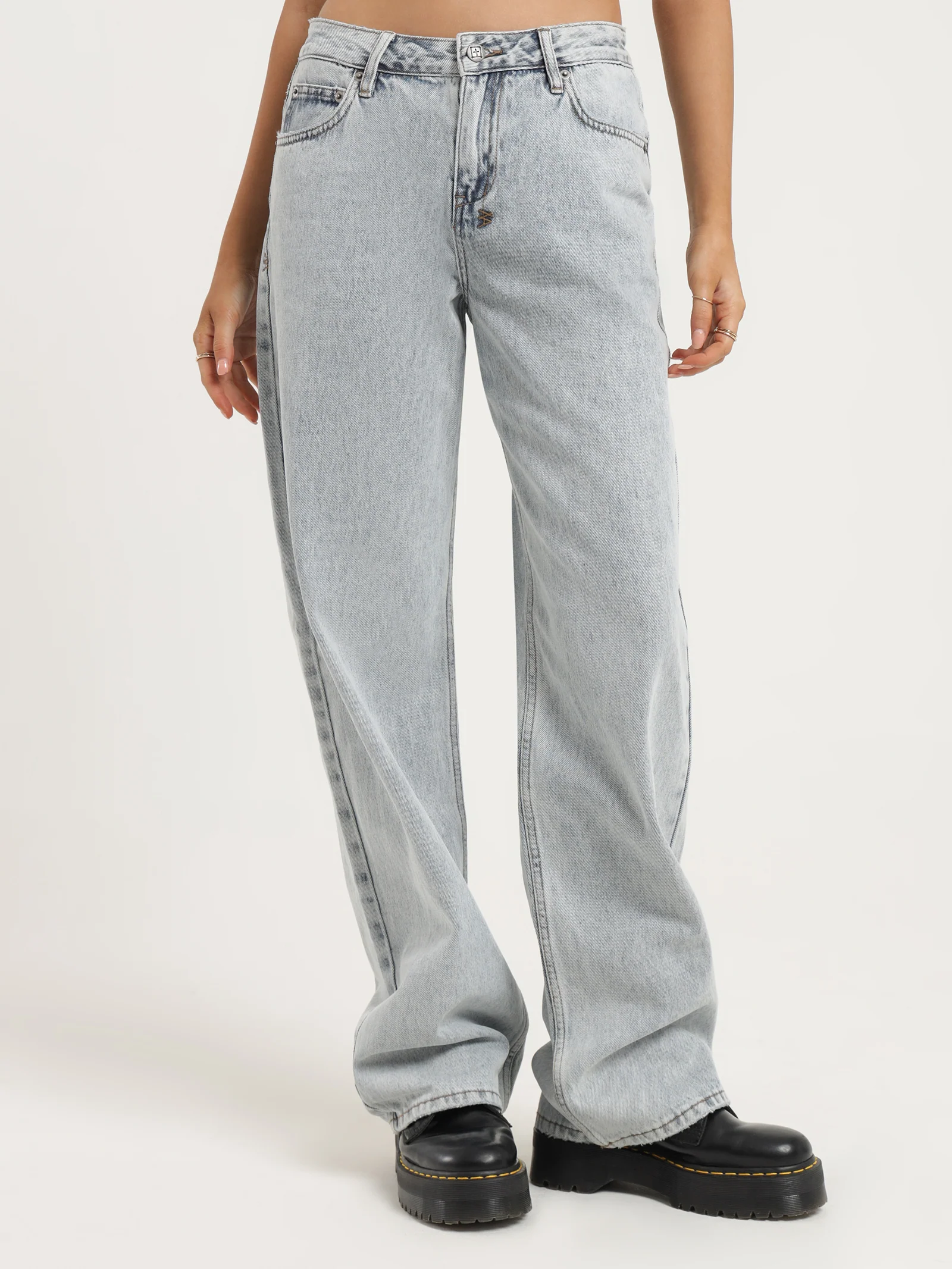 Low Rider Muse Jeans - Image 3
