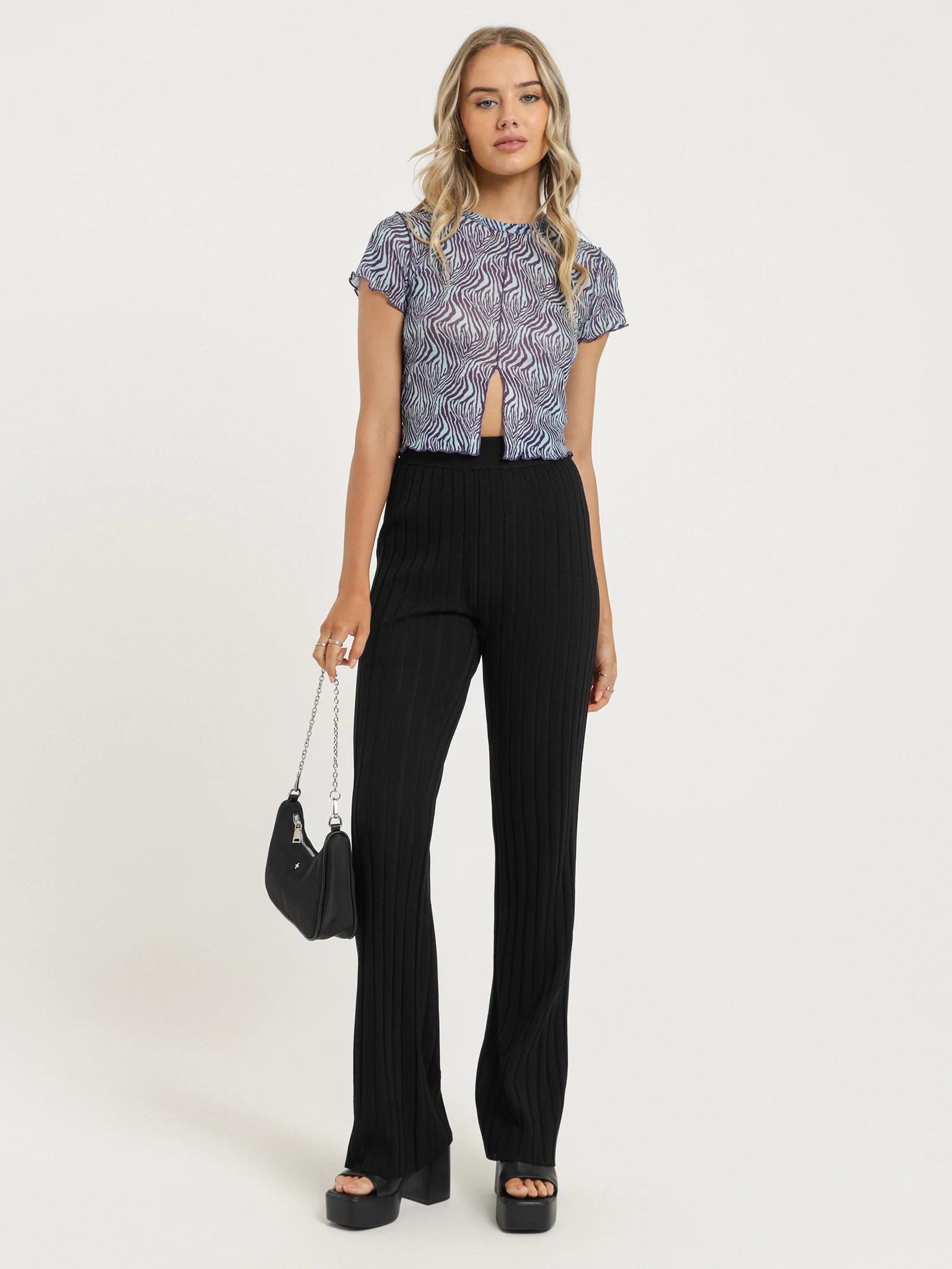 Lukita Mesh T-Shirt - Image 5