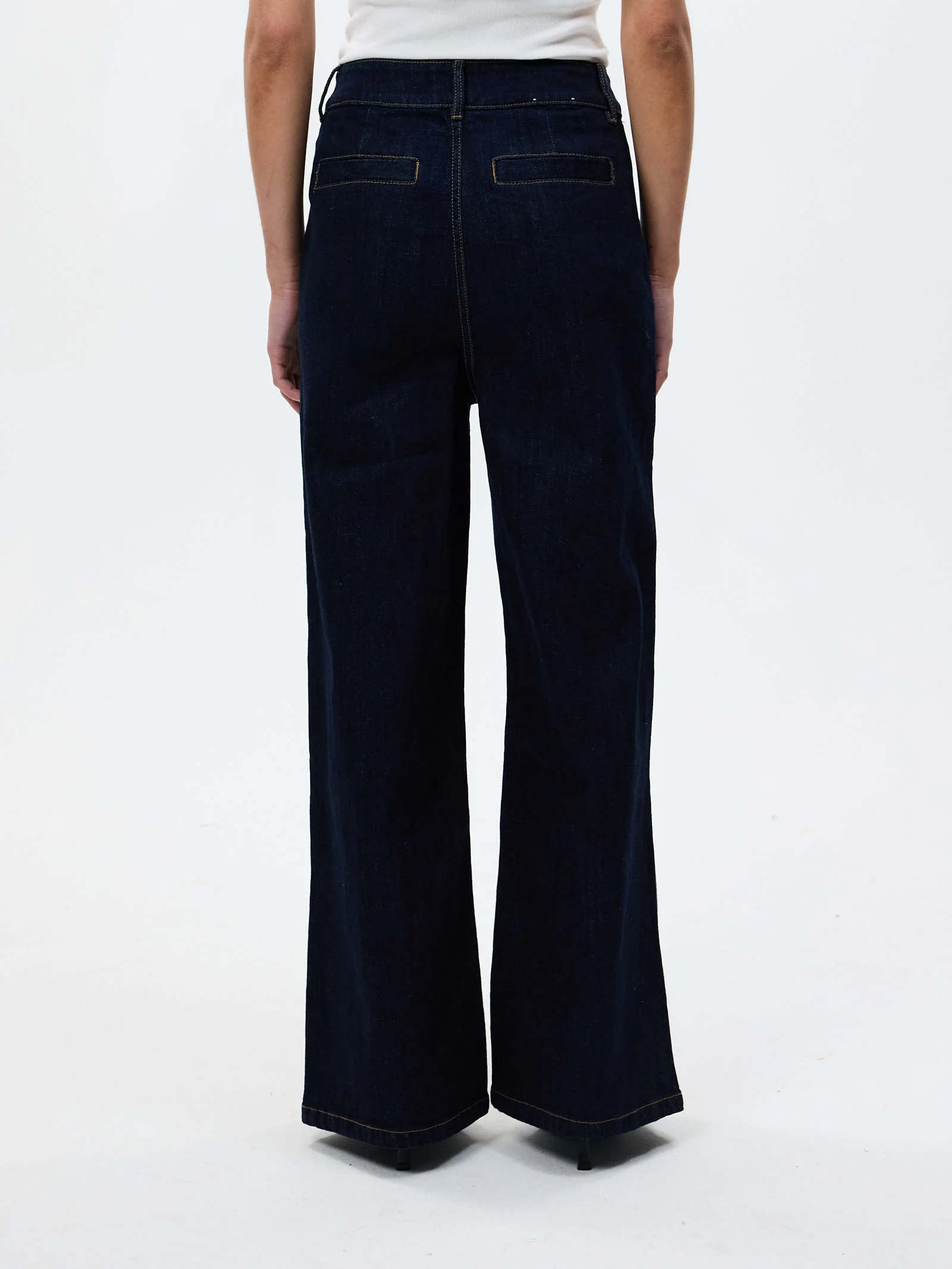 Aurelie Wide Leg Jean - Image 4