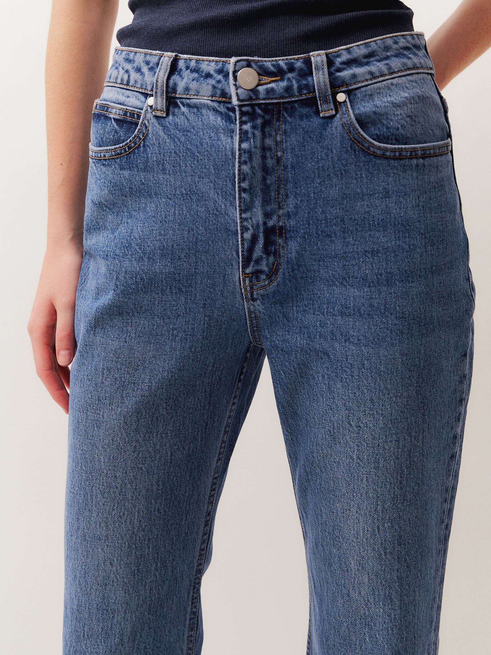 Freja Bootcut Jean - Image 4