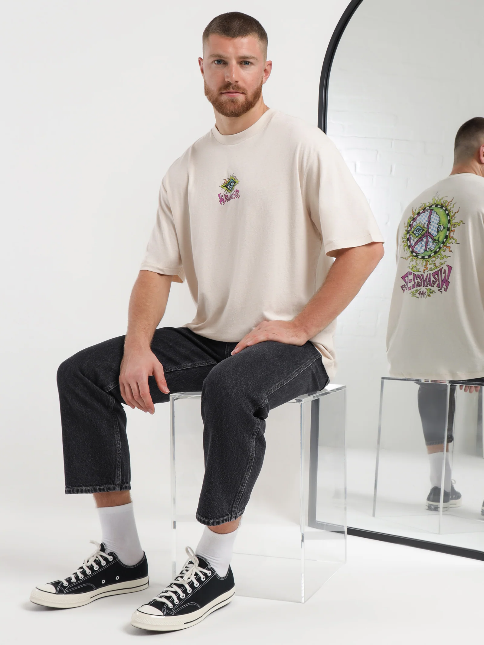 Luna Union T-Shirt - Image 4