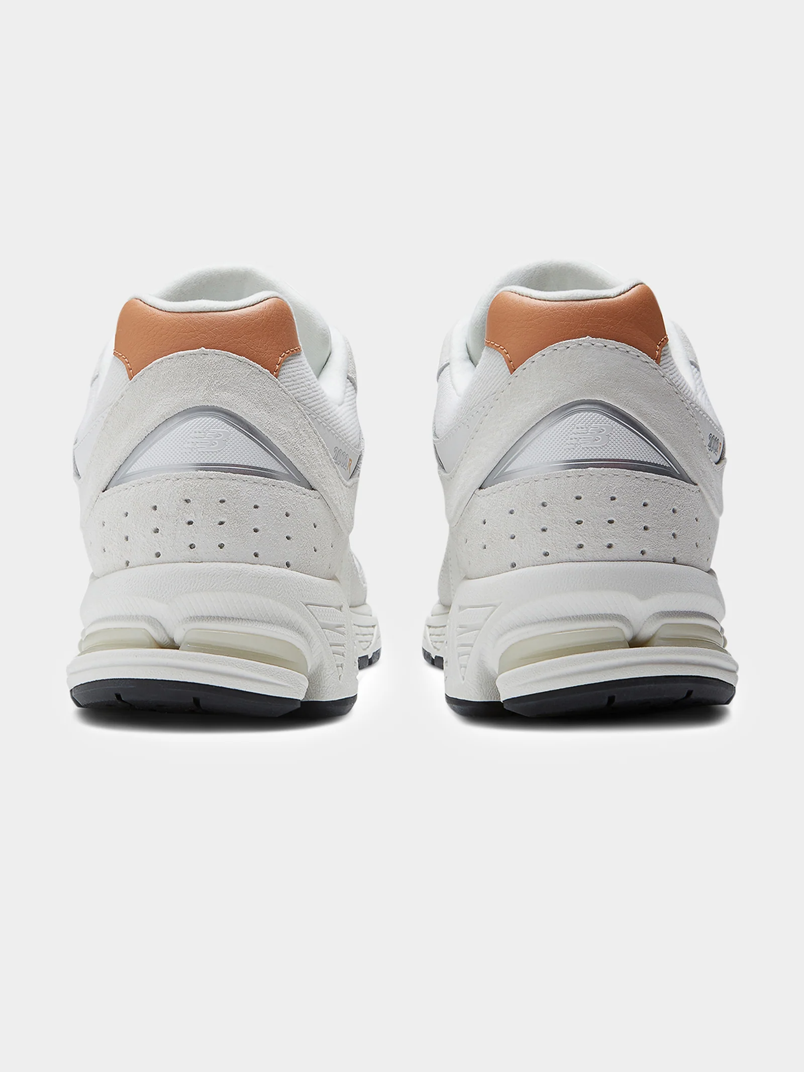 Unisex 2002 Sneakers - Image 7