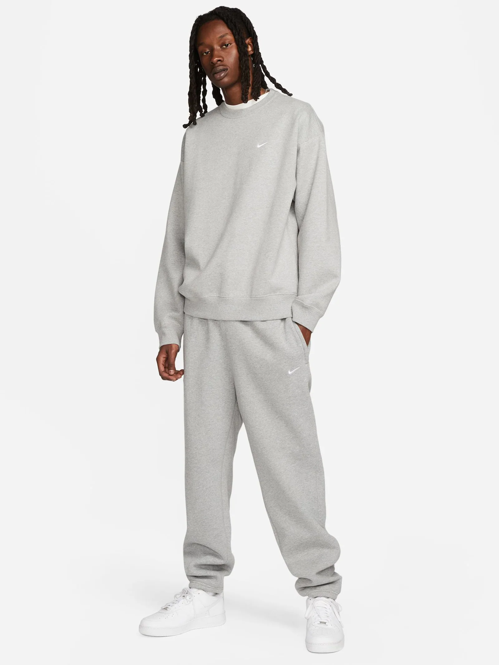 Nike Solo Swoosh Men's Fleece Crew - Image 3