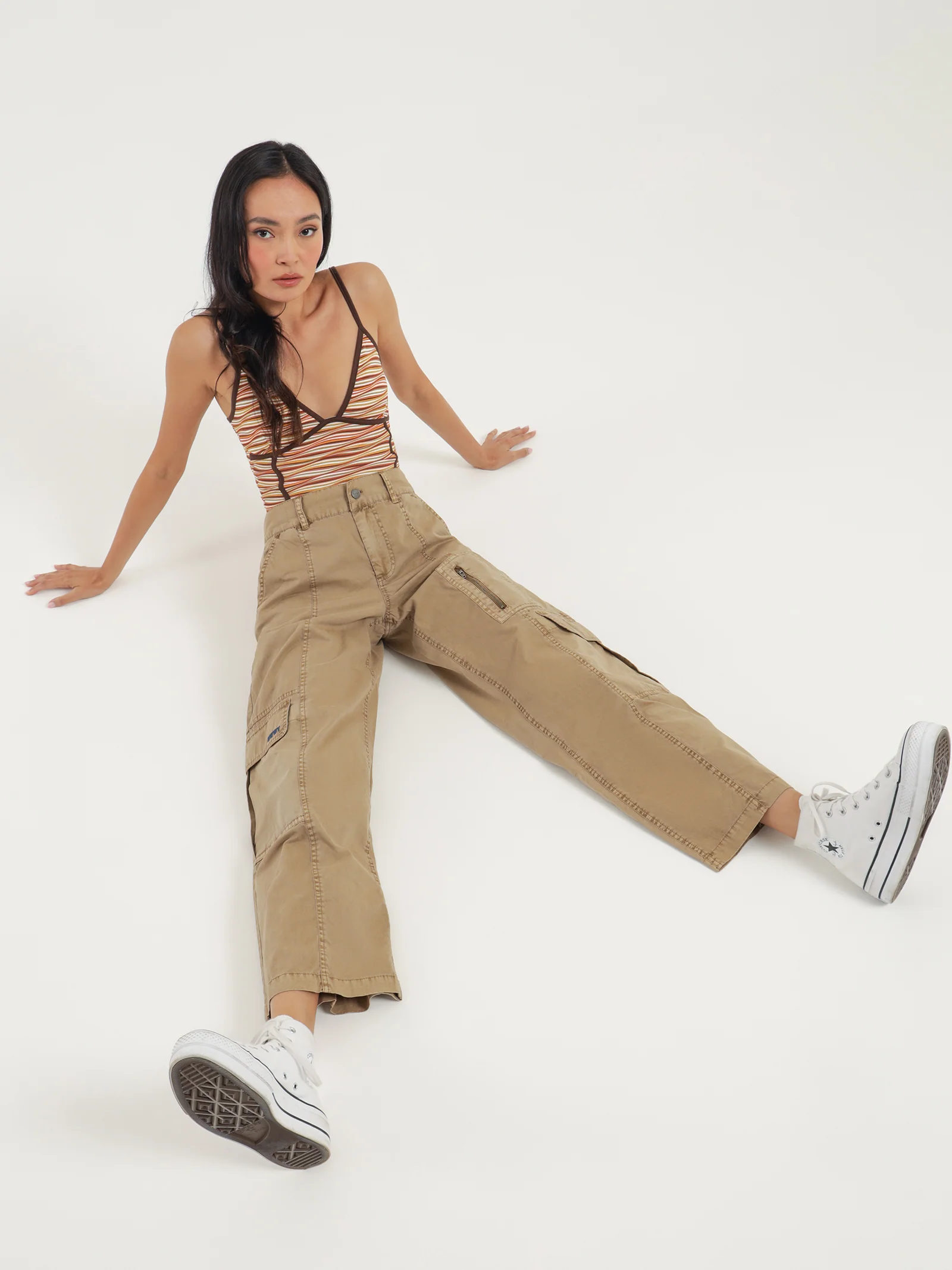 Made For Walking Cargo Pants - Image 4