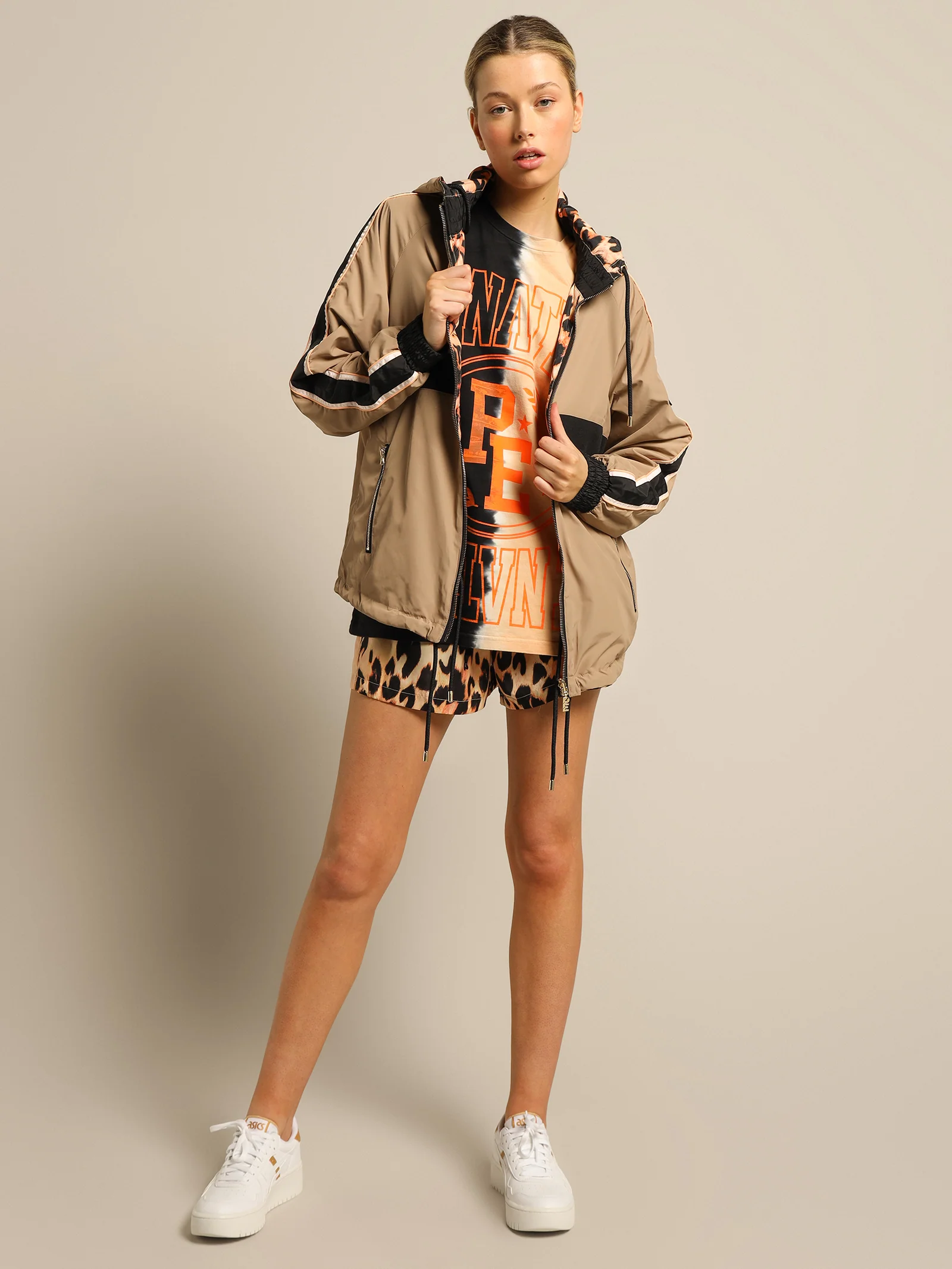 Man Down Reversible Jacket - Image 6