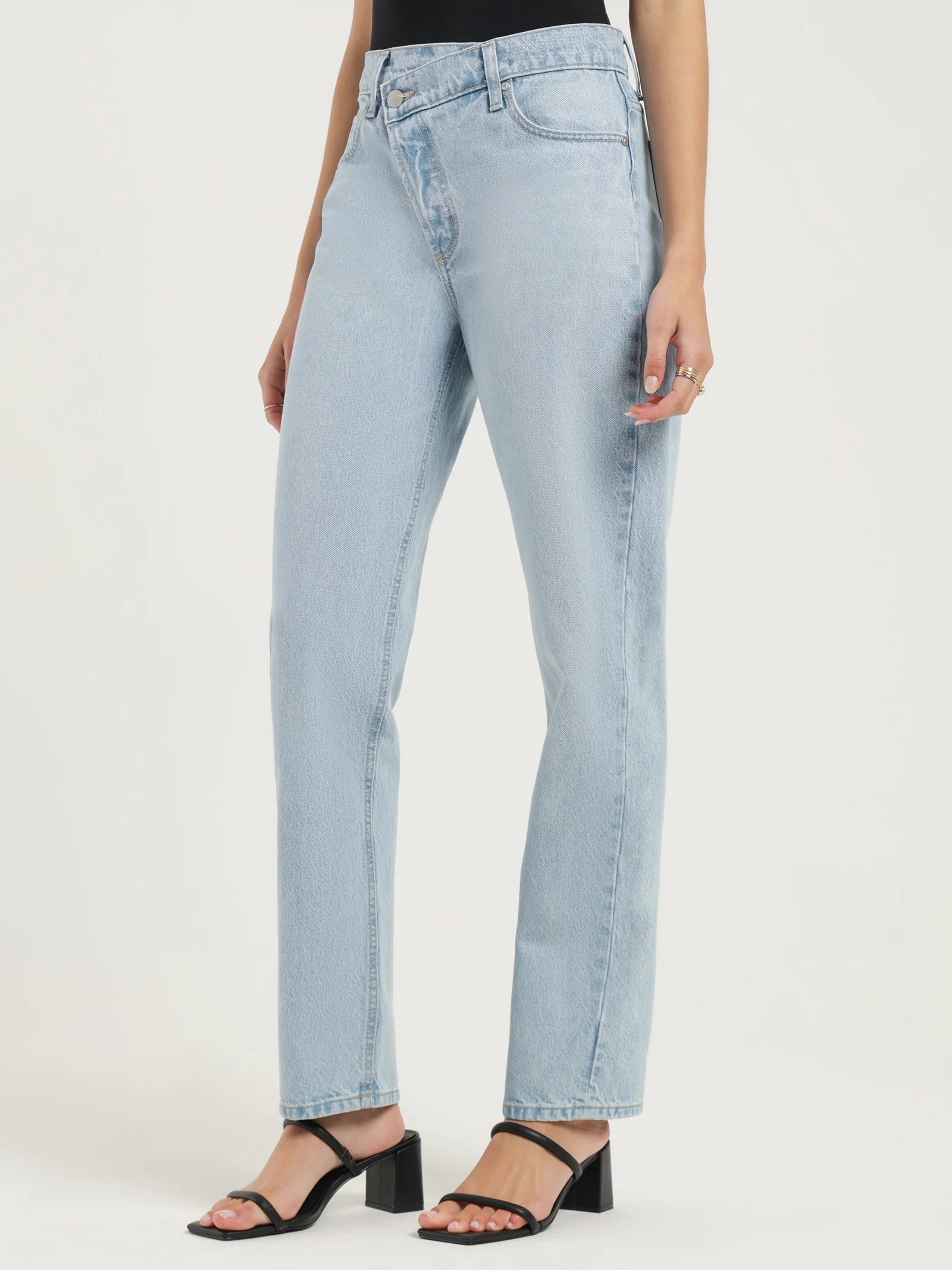 Maude Crossover Jeans - Image 3