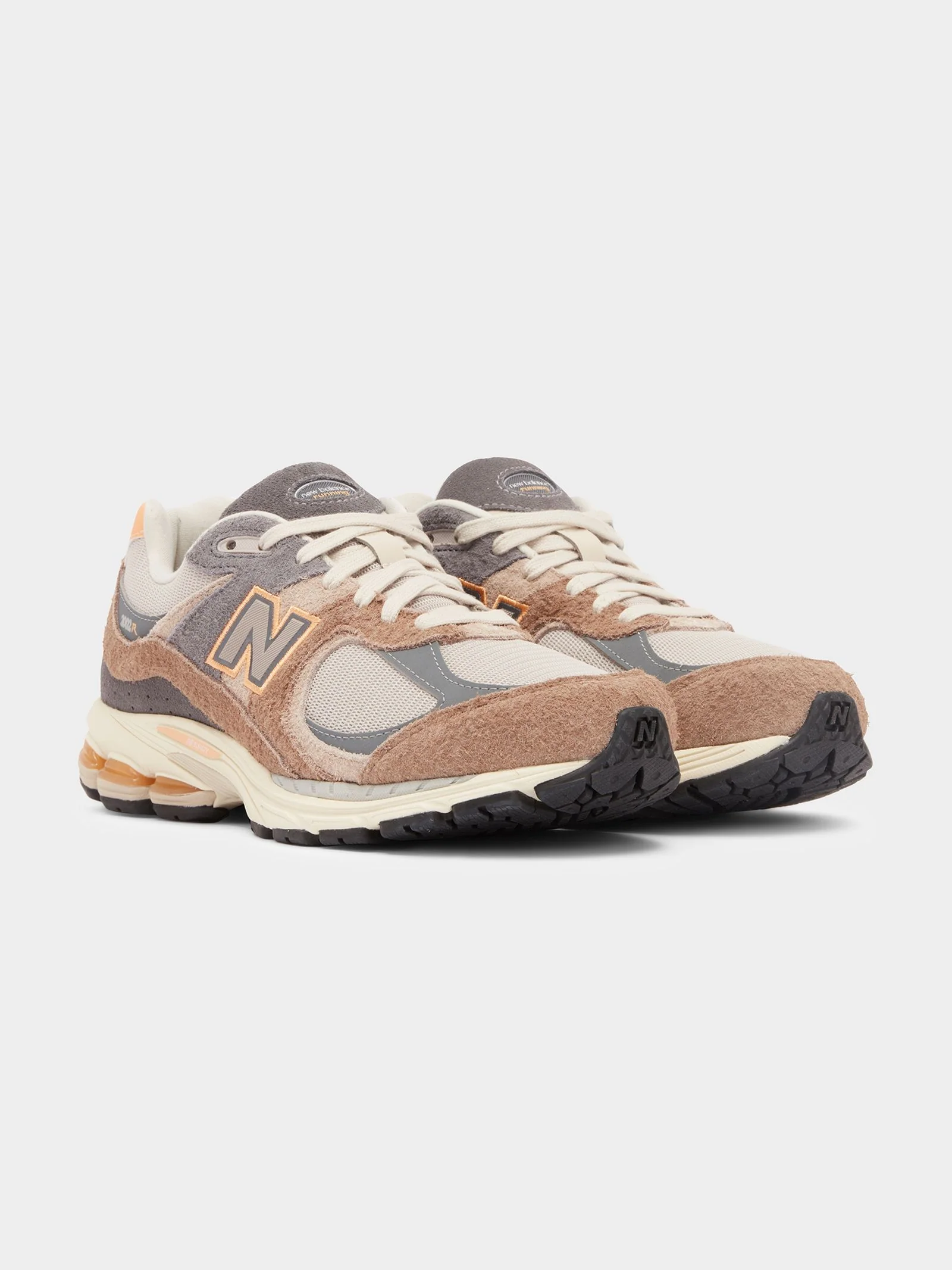 Mens 2002R Sneaker - Image 2