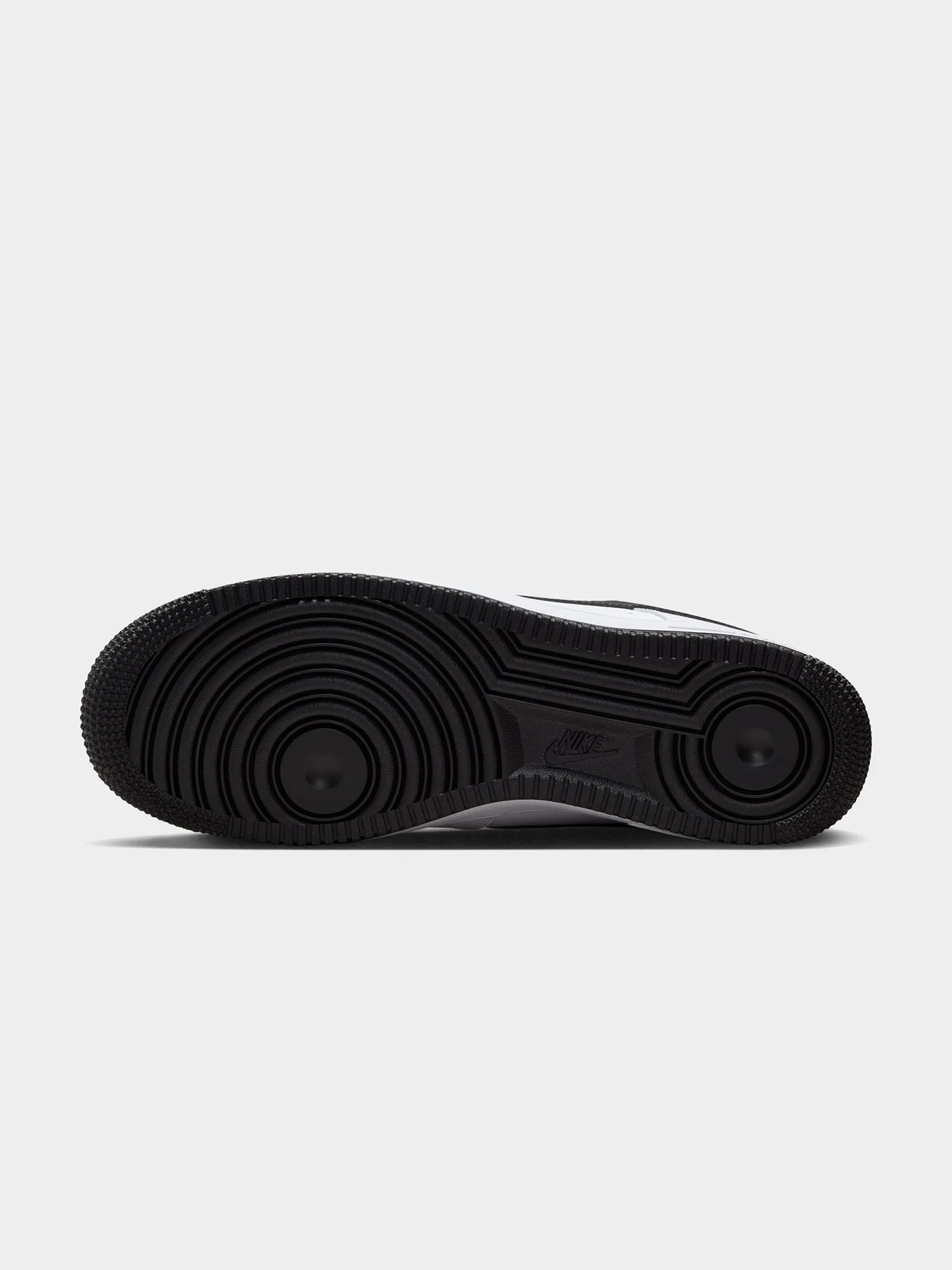 Mens Air Force 1 '07 Sneakers - Image 9