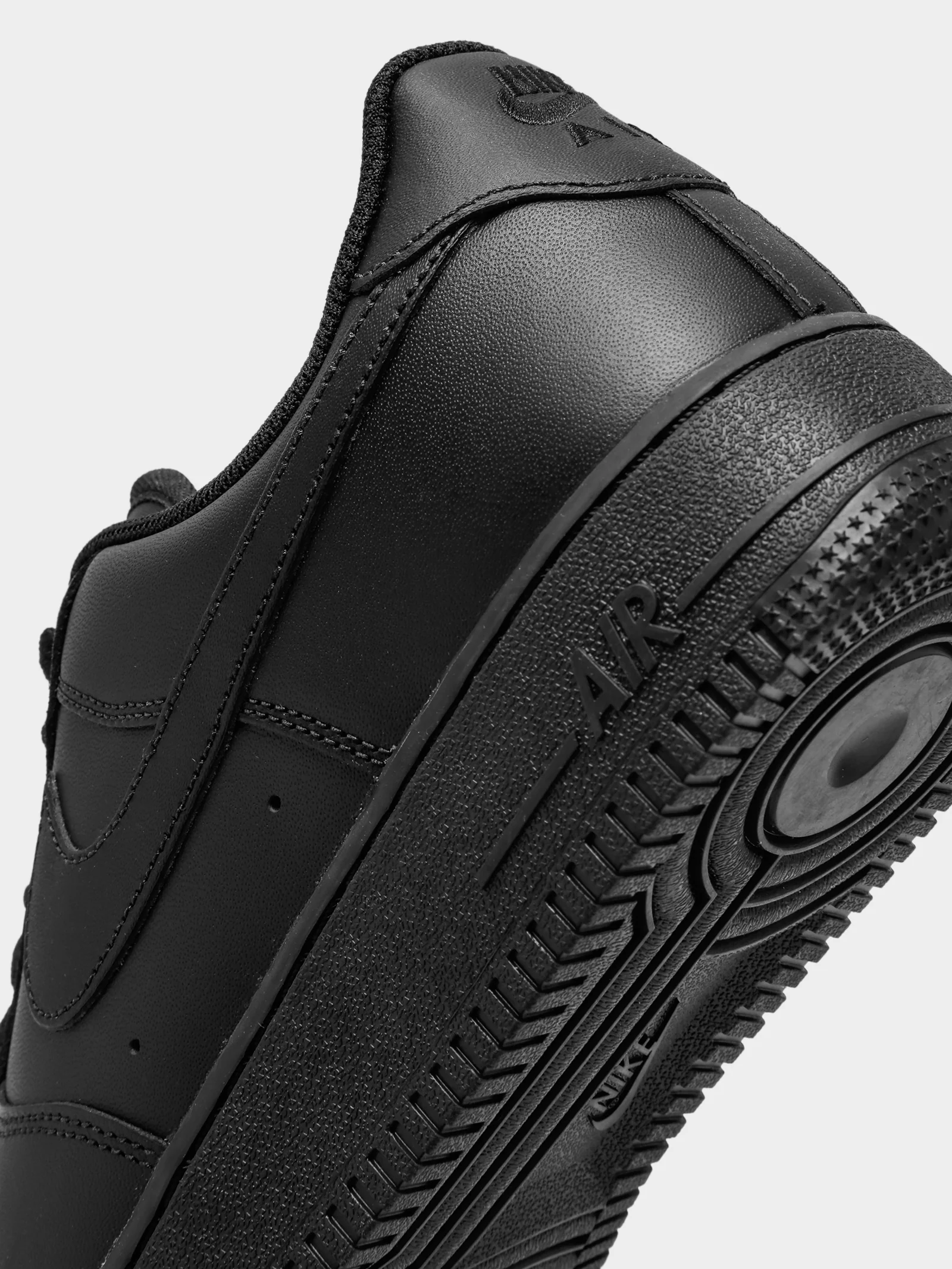 Mens Air Force 1 '07 Sneakers - Image 4
