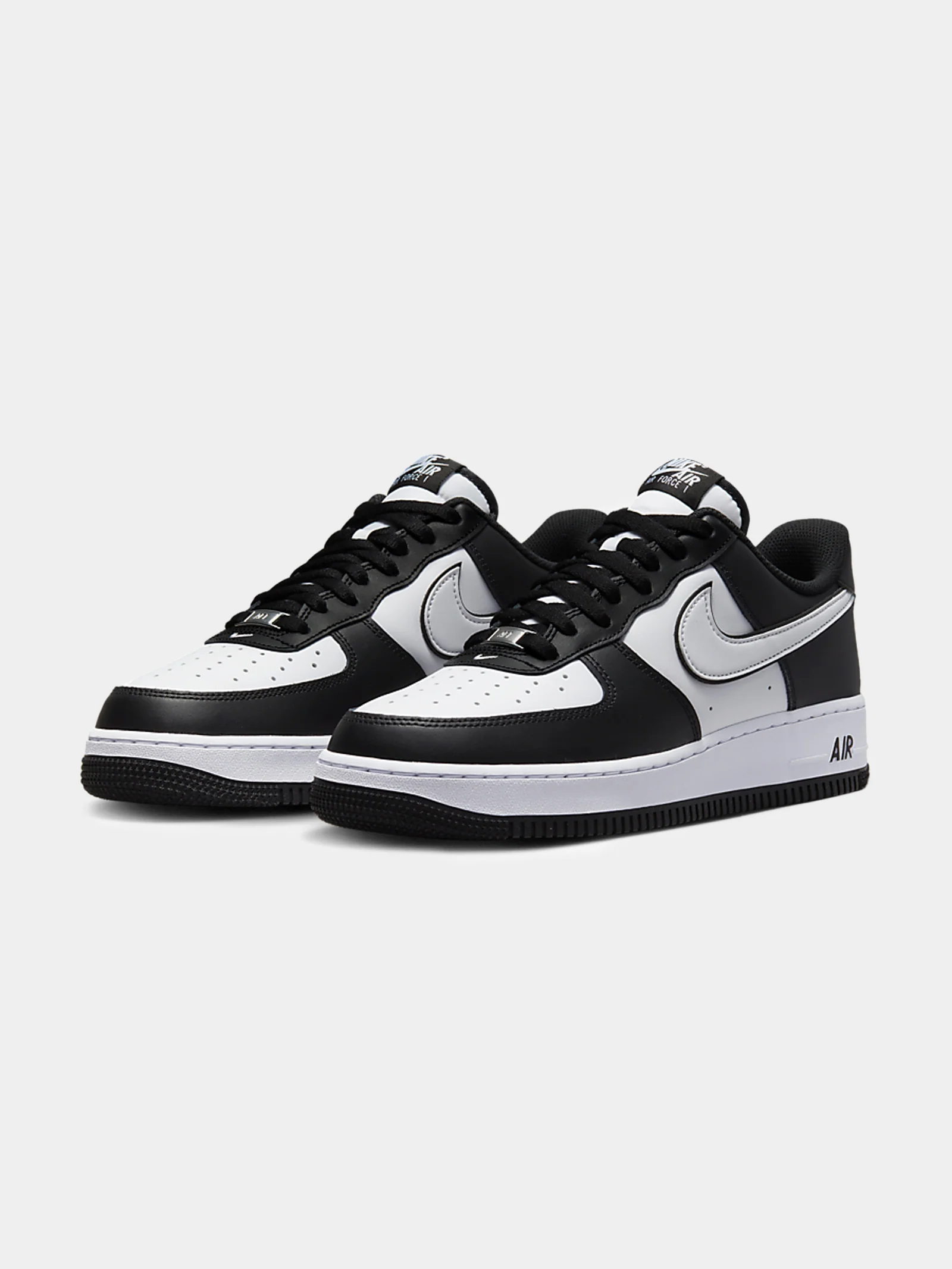 Mens Air Force 1 '07 Sneakers - Image 2