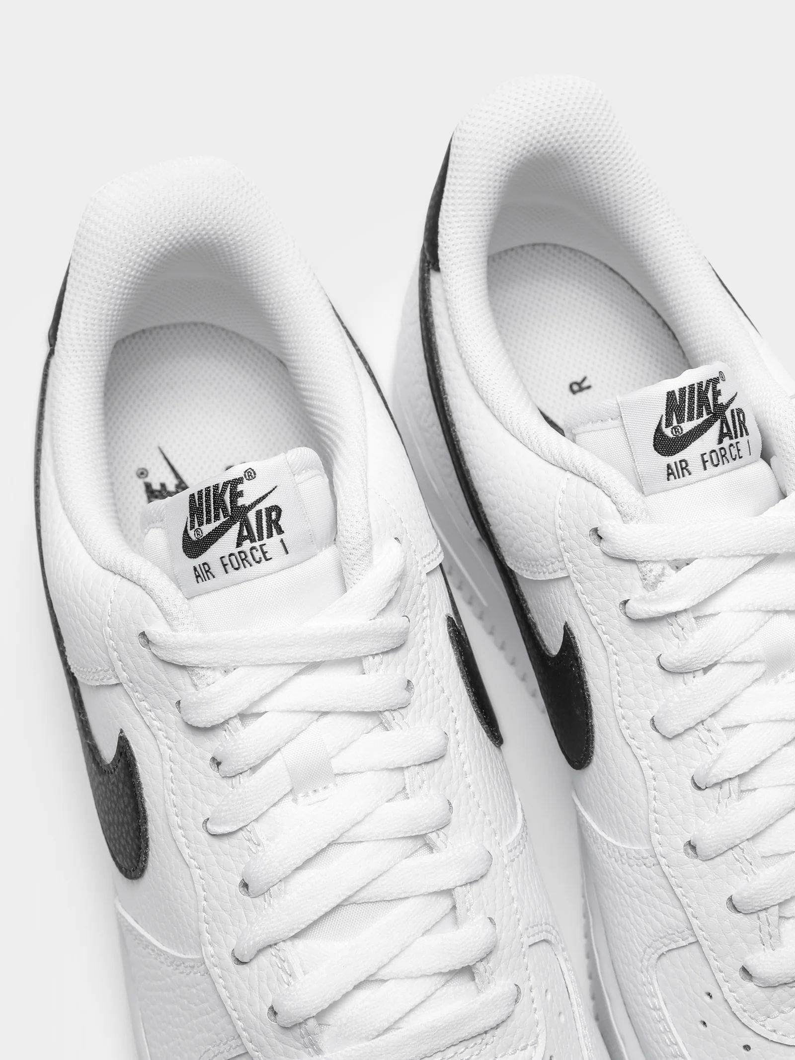 Mens Air Force 1 '07 Sneakers - Image 4