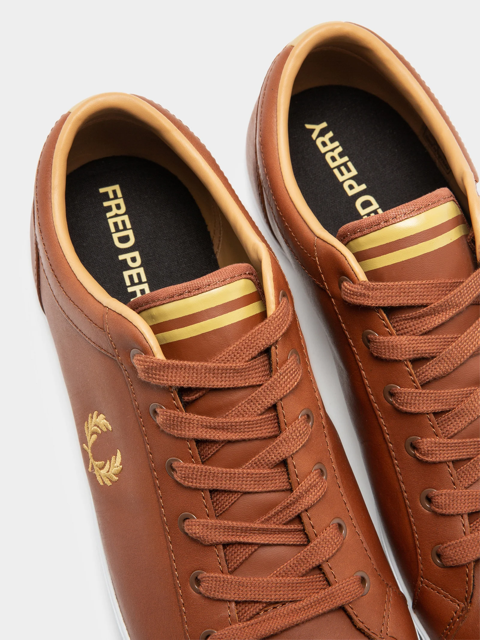 Mens Baseline Leather Sneakers - Image 3