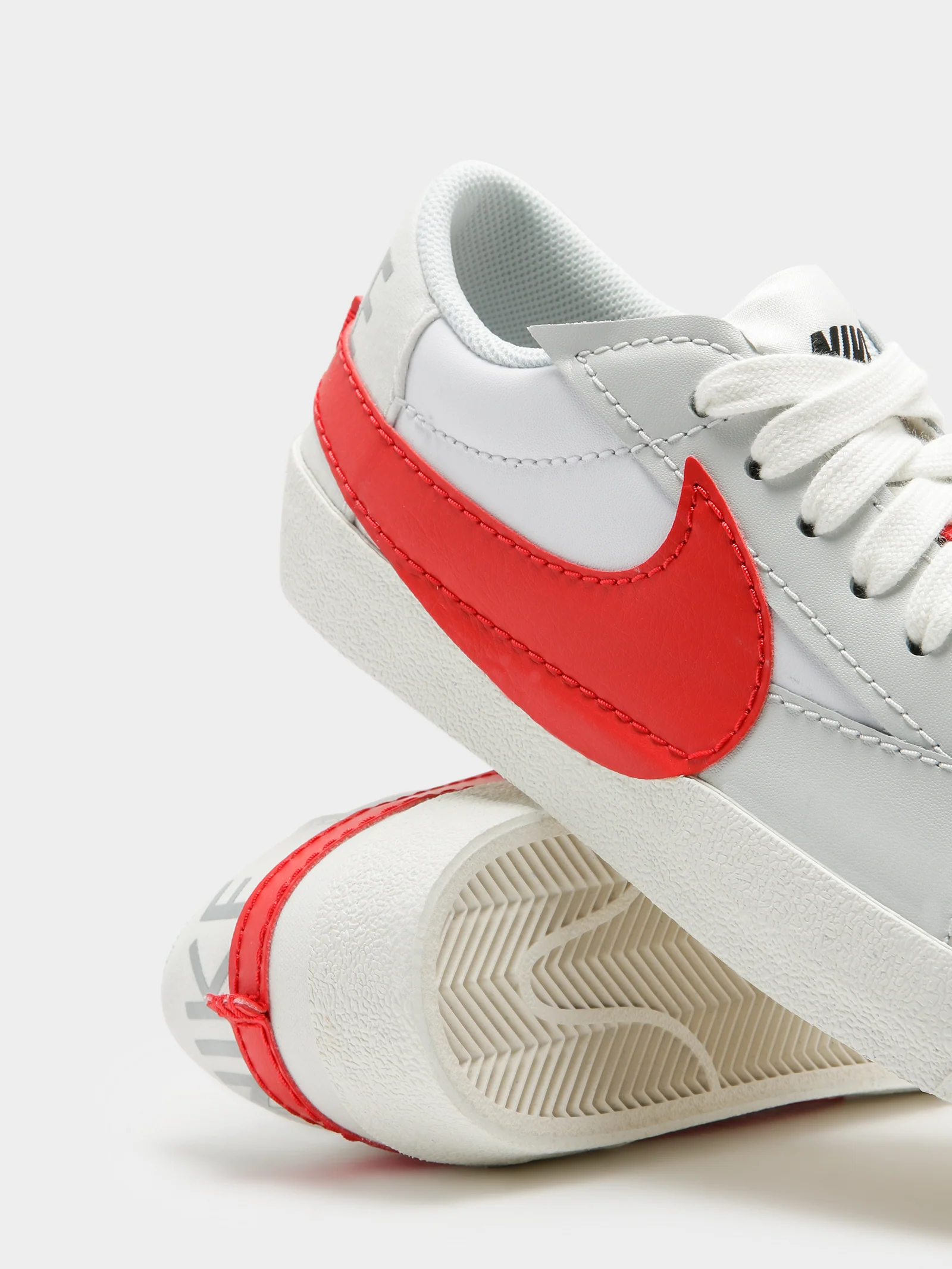 Mens Blazer Low '77 Sneakers - Image 5