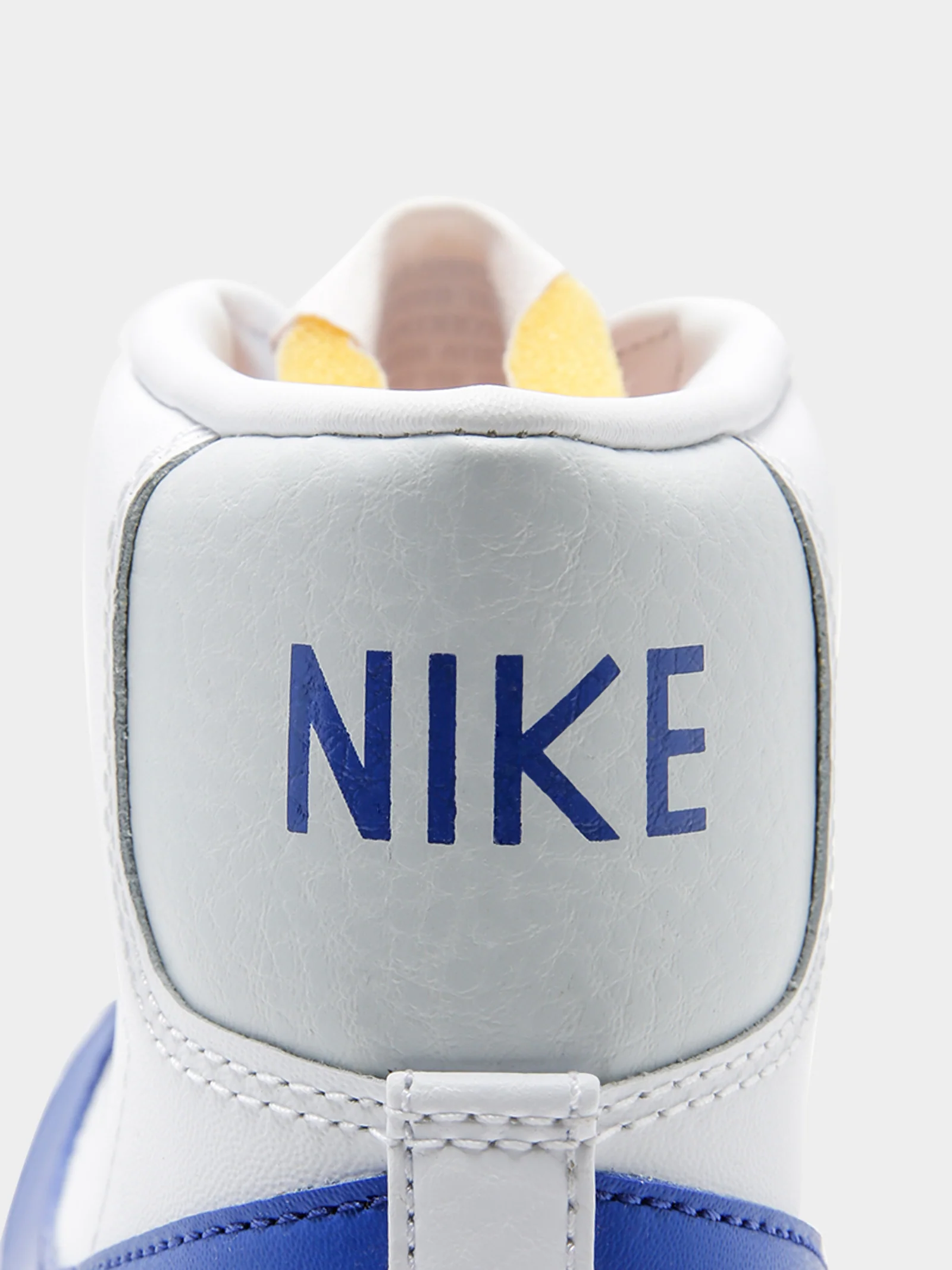 Mens Blazer Mid 77' Sneakers - Image 3
