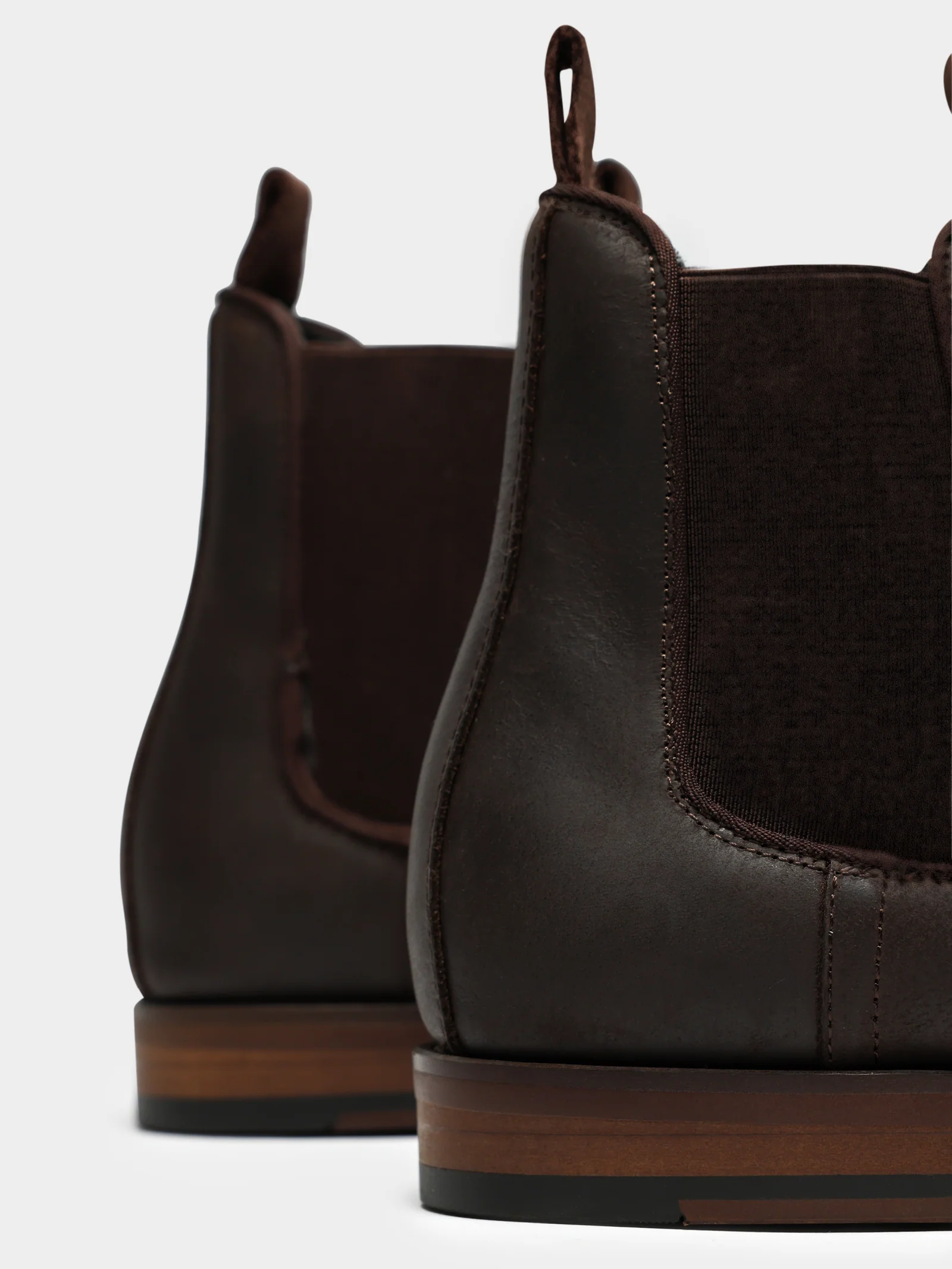 Mens Charles Oiled Suede Chelsea Boots - Image 3