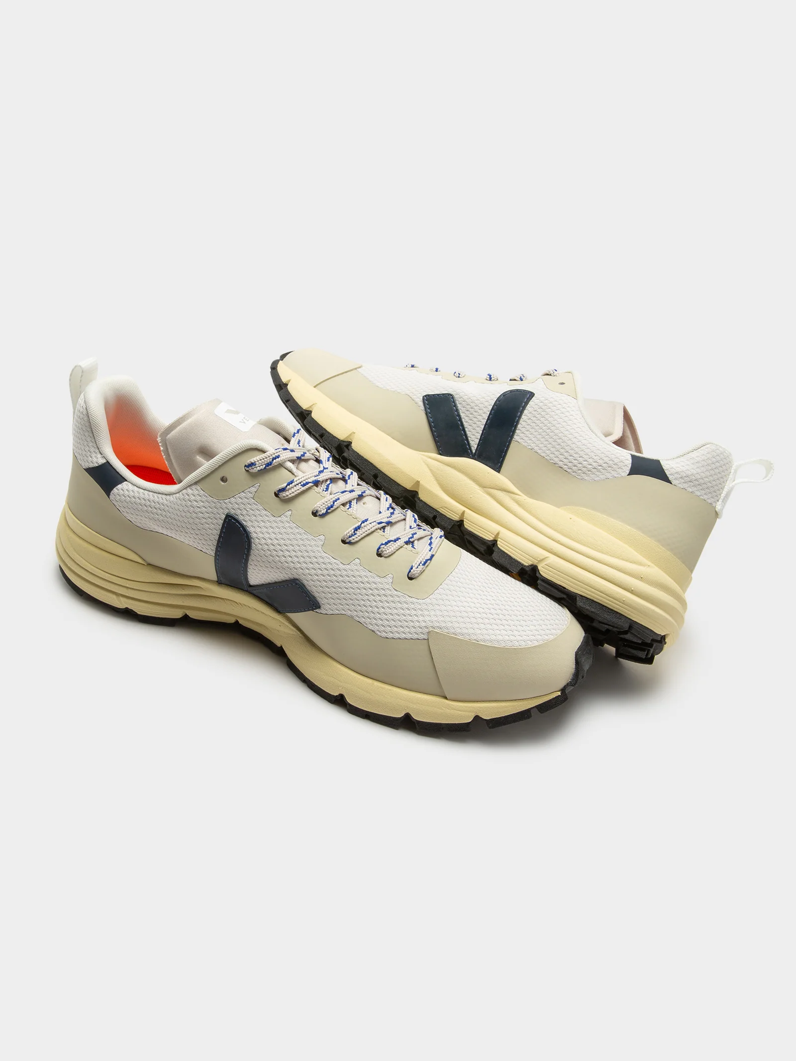 Mens Dekkan Alveomesh Sneakers - Image 2