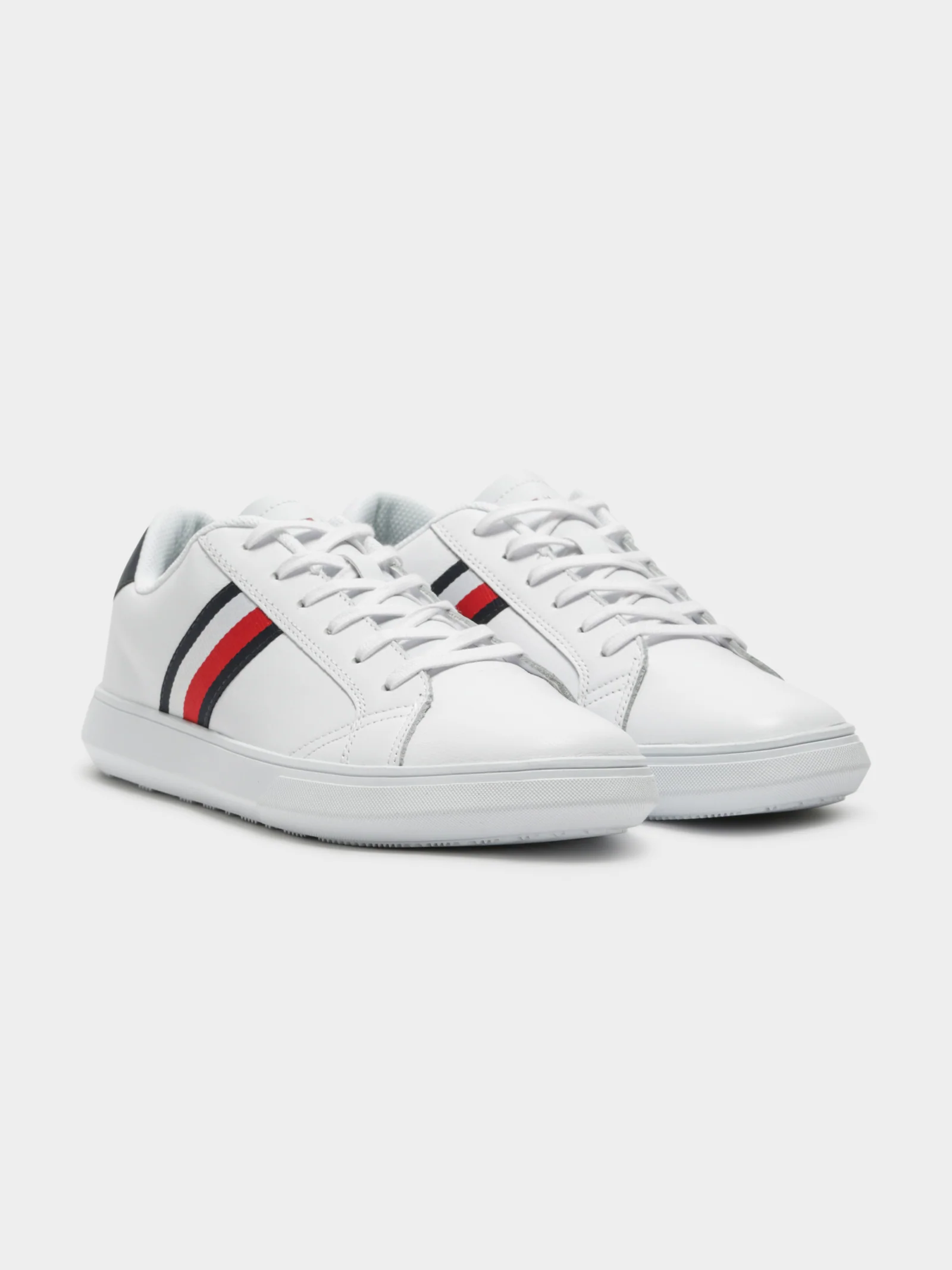 Mens Essential Leather Sneakers - Image 6