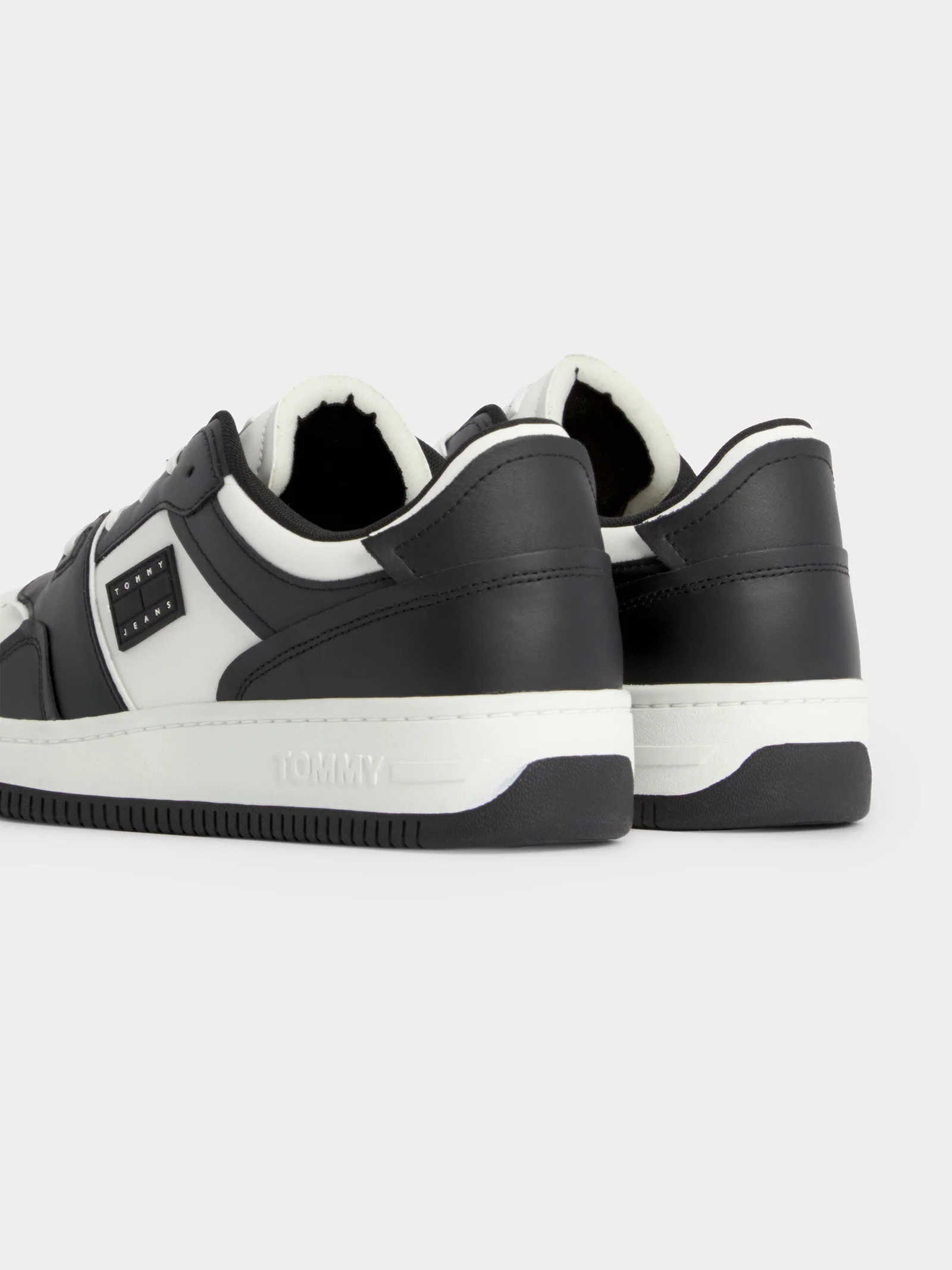 Mens Leather Basketball Trainers - Image 5