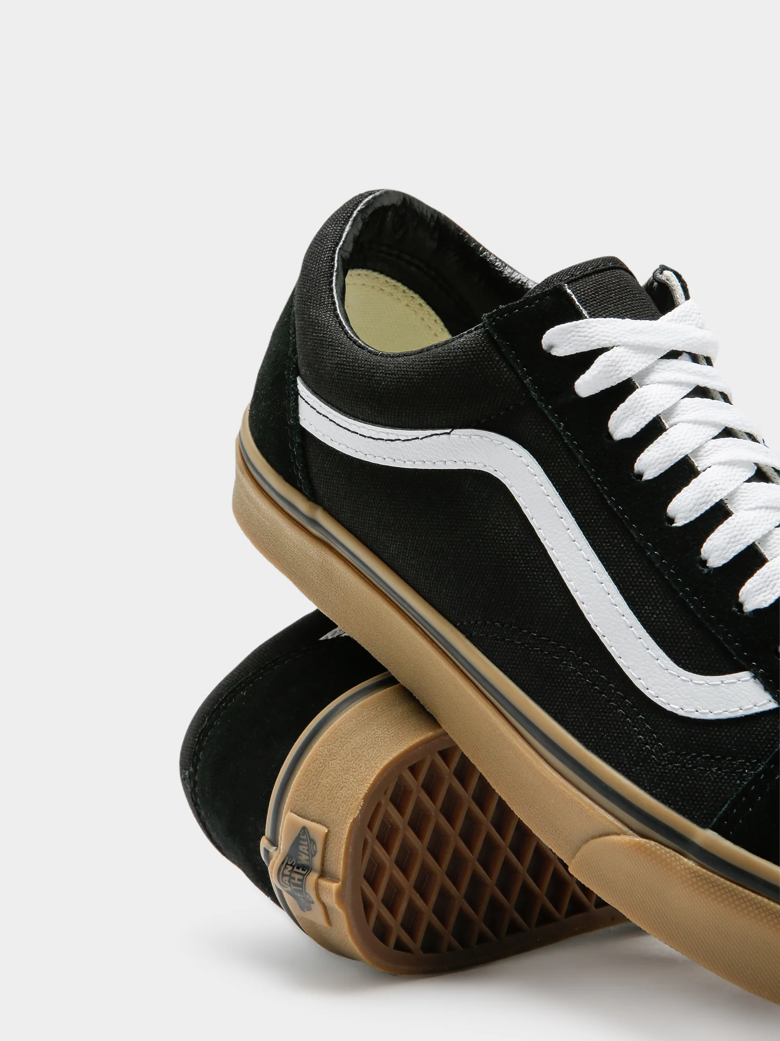 Mens Old Skool Gumsole Sneakers - Image 5