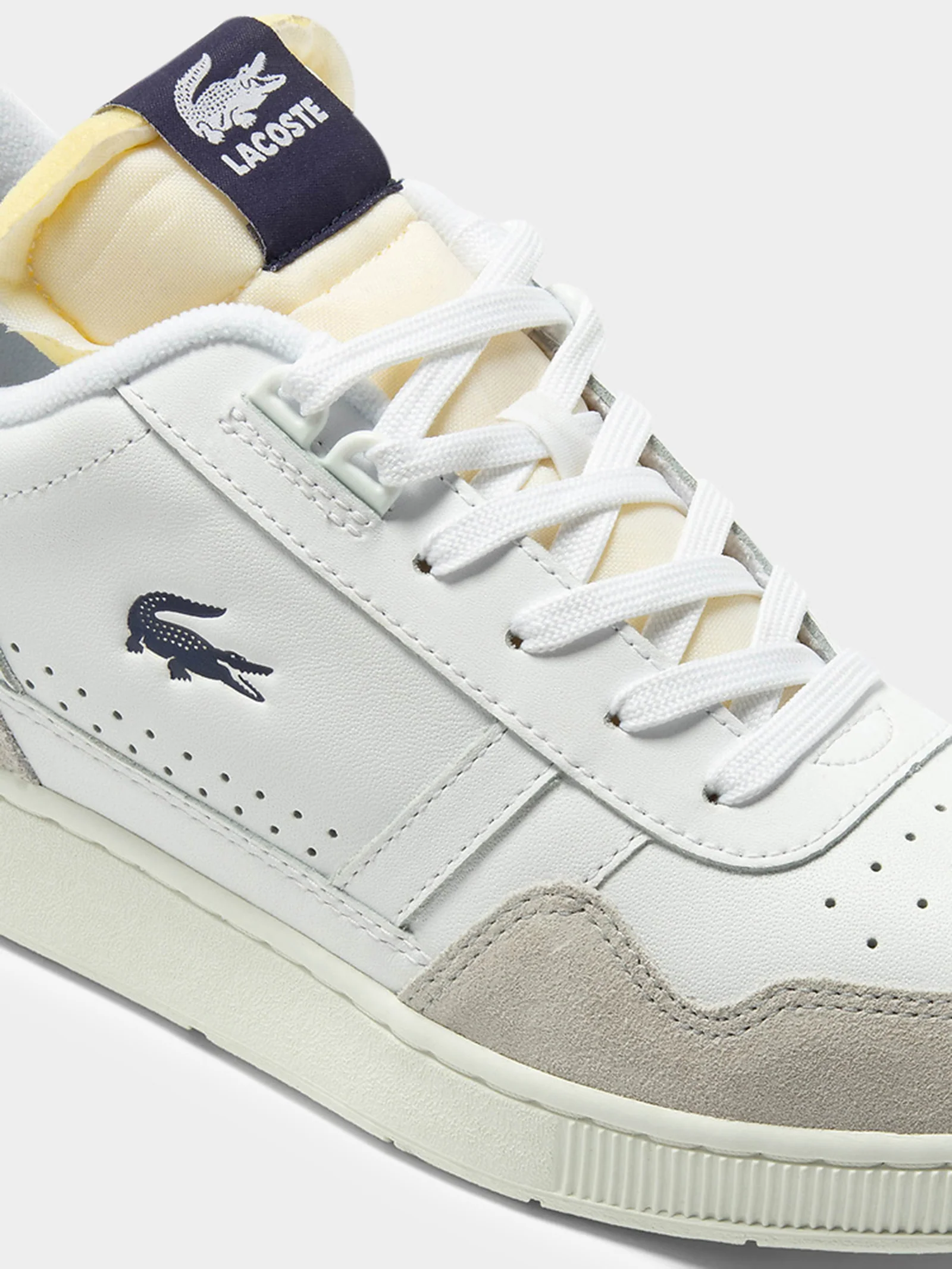 Mens T-Clip Trim Sneakers - Image 5