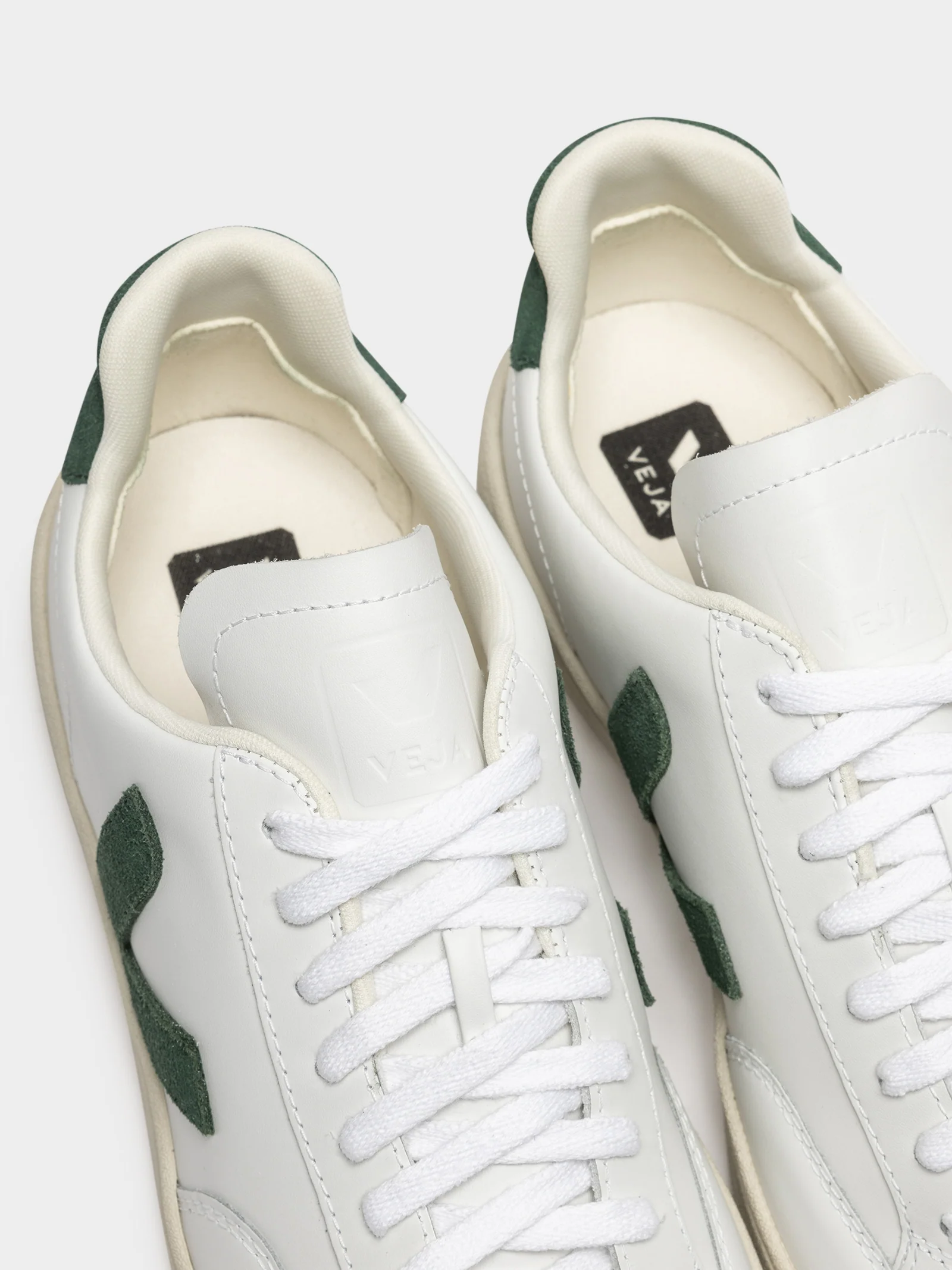 Mens V-12 Leather Sneaker - Image 4