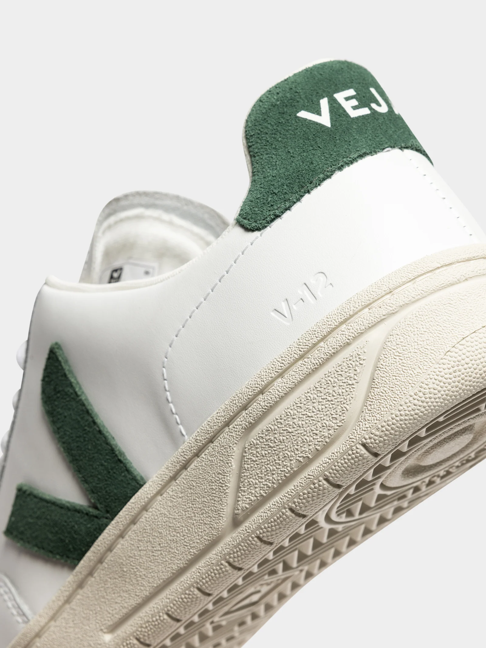 Mens V-12 Leather Sneaker - Image 5