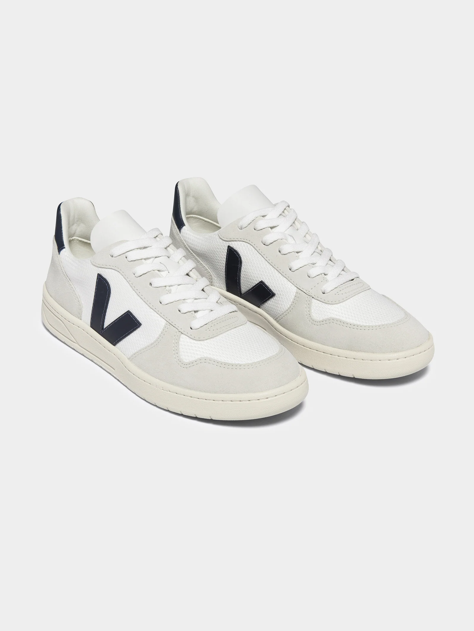 Mens V10 Leather Suede Sneakers - Image 2