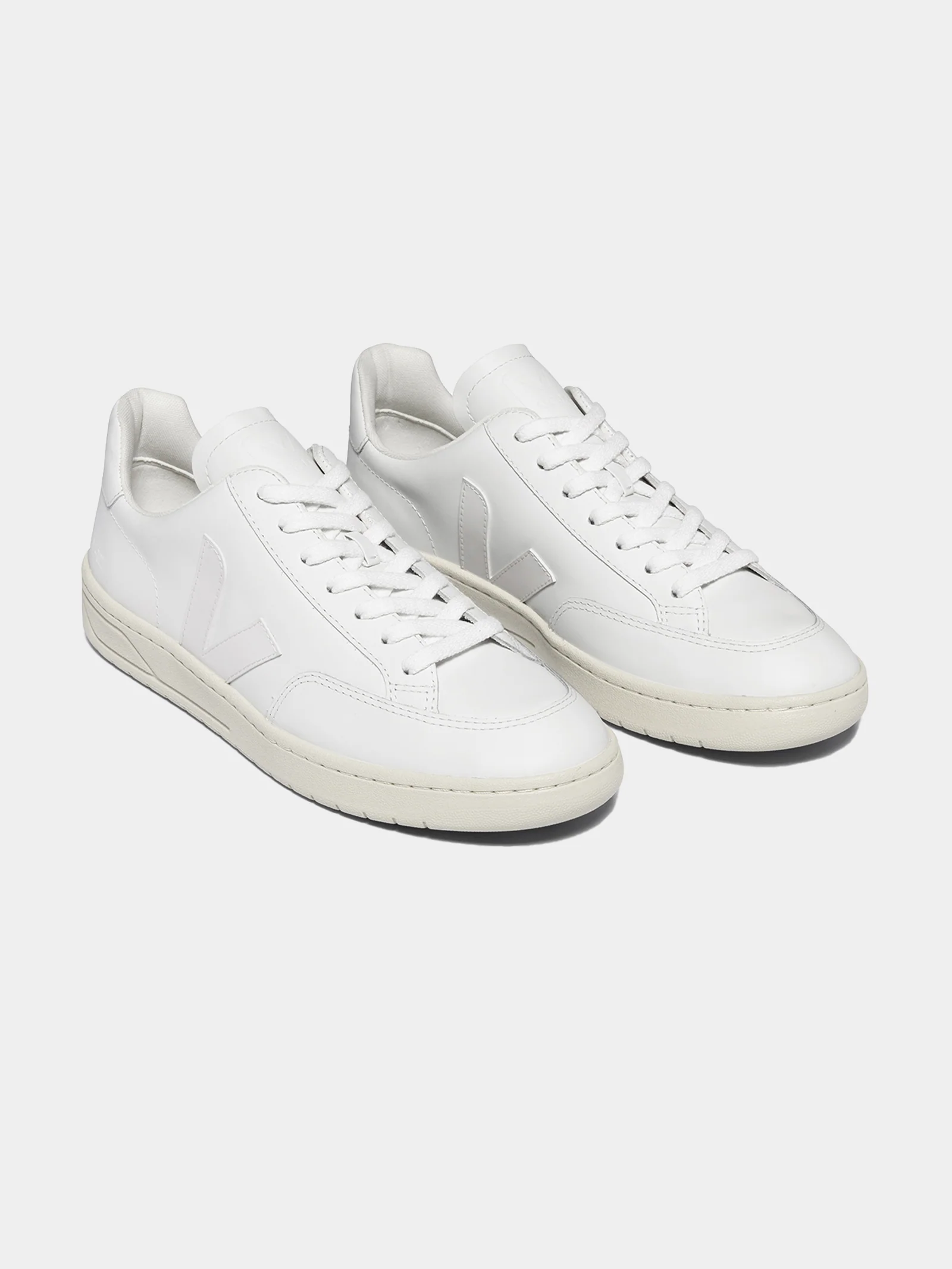 Mens V12 Leather Sneakers - Image 2