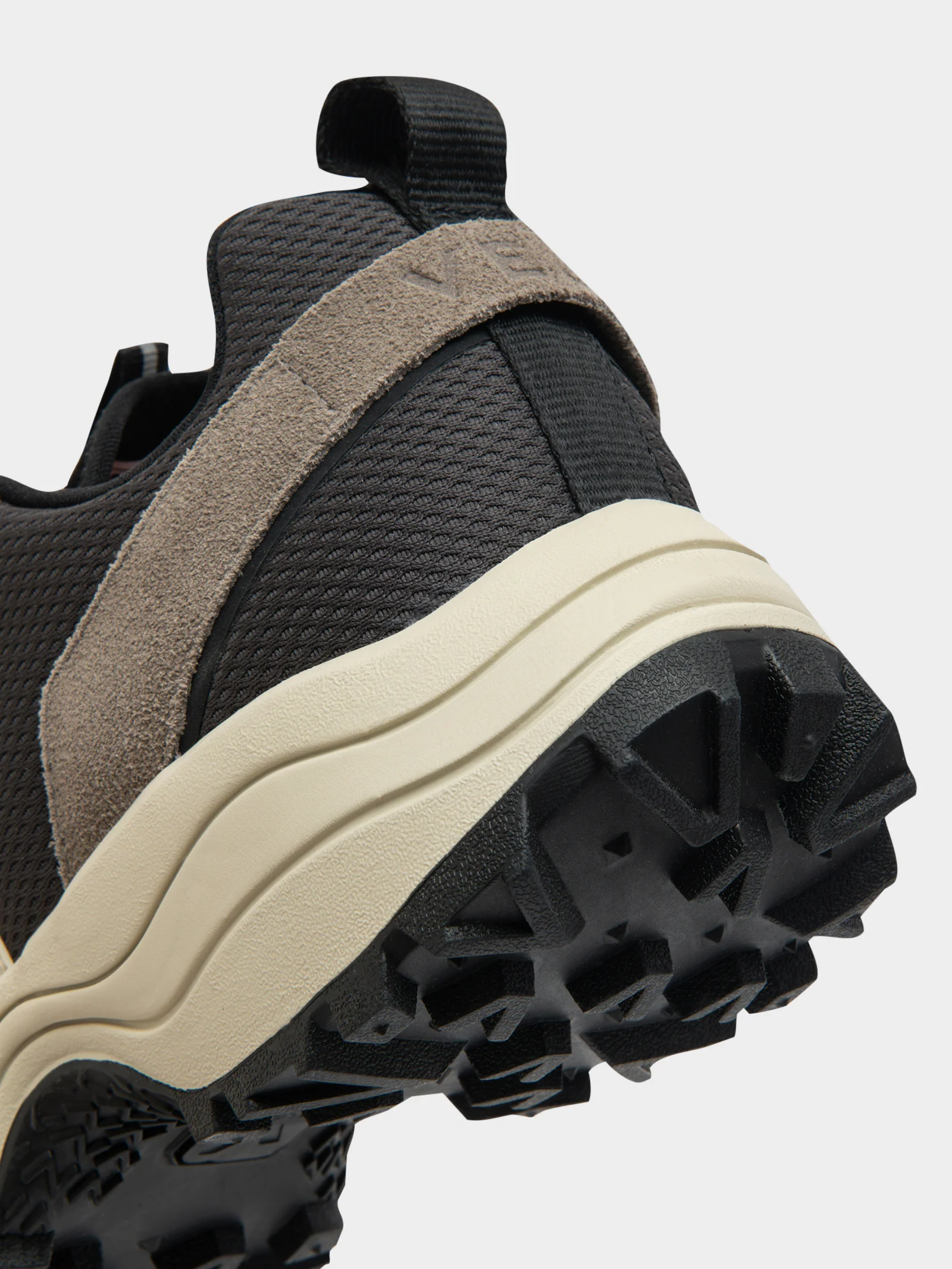 Mens Venturi Alveomesh Sneakers - Image 4
