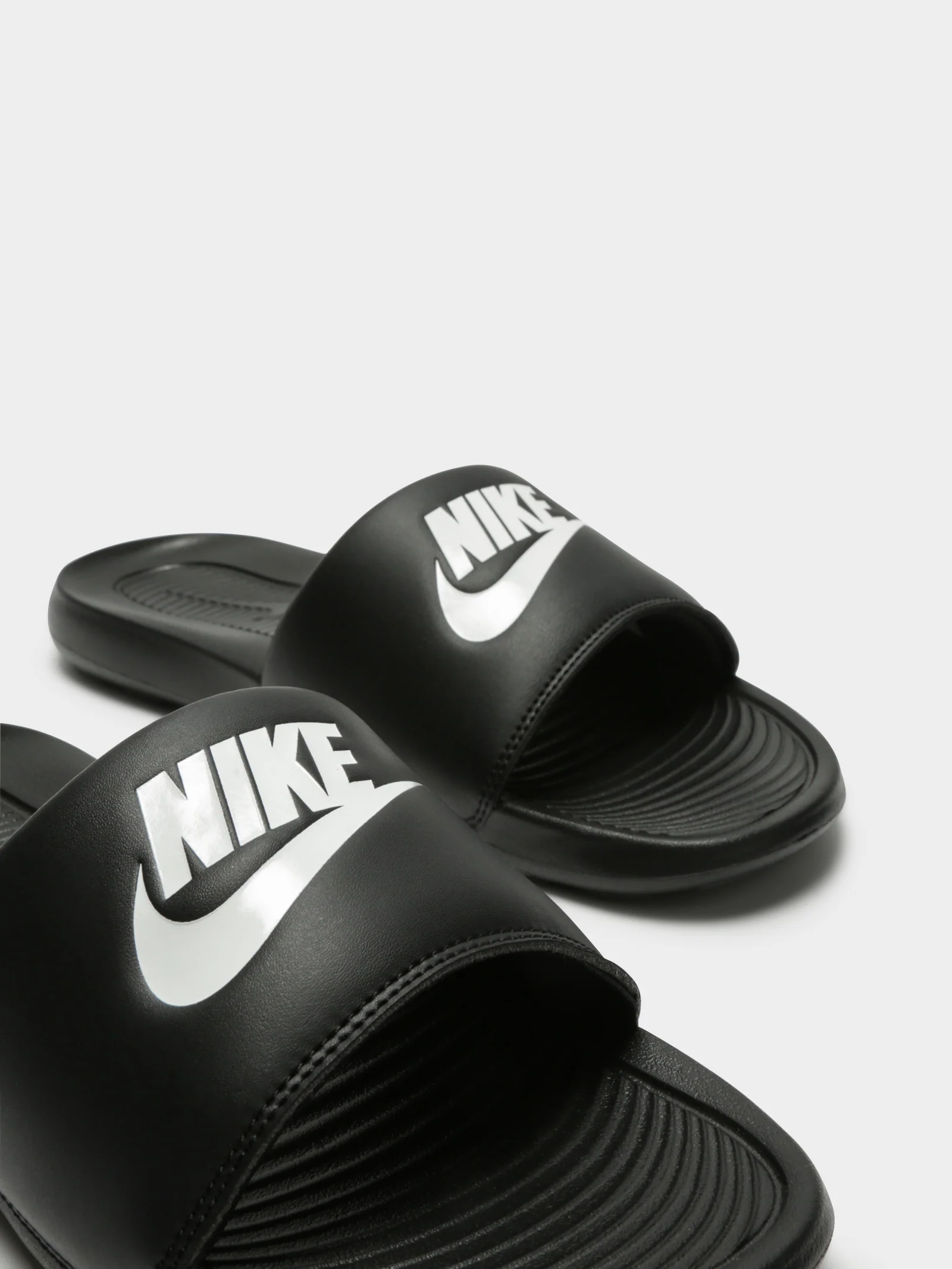 Mens Victori One Slides - Image 4