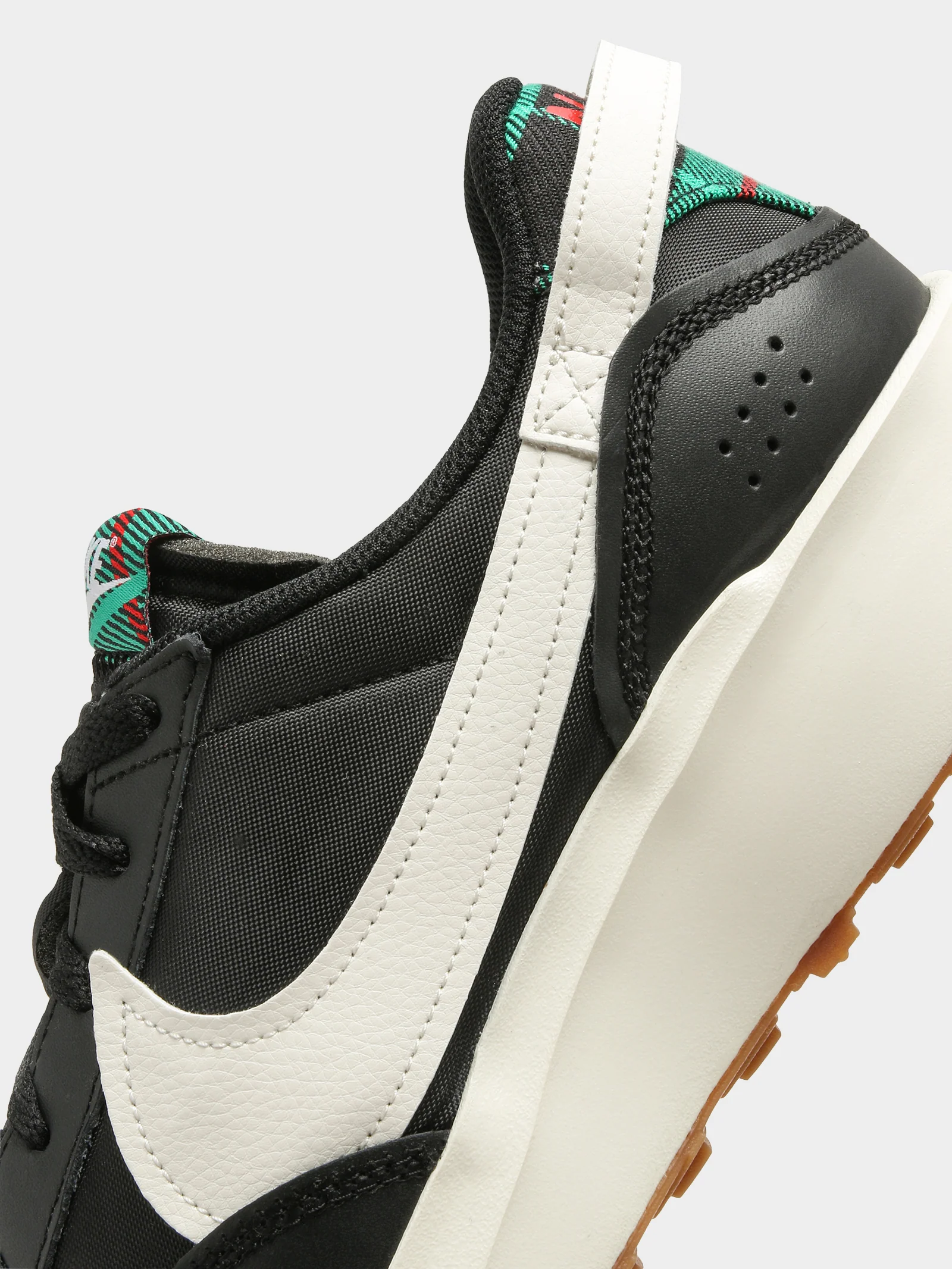 Mens Waffle Debut Sneakers - Image 4