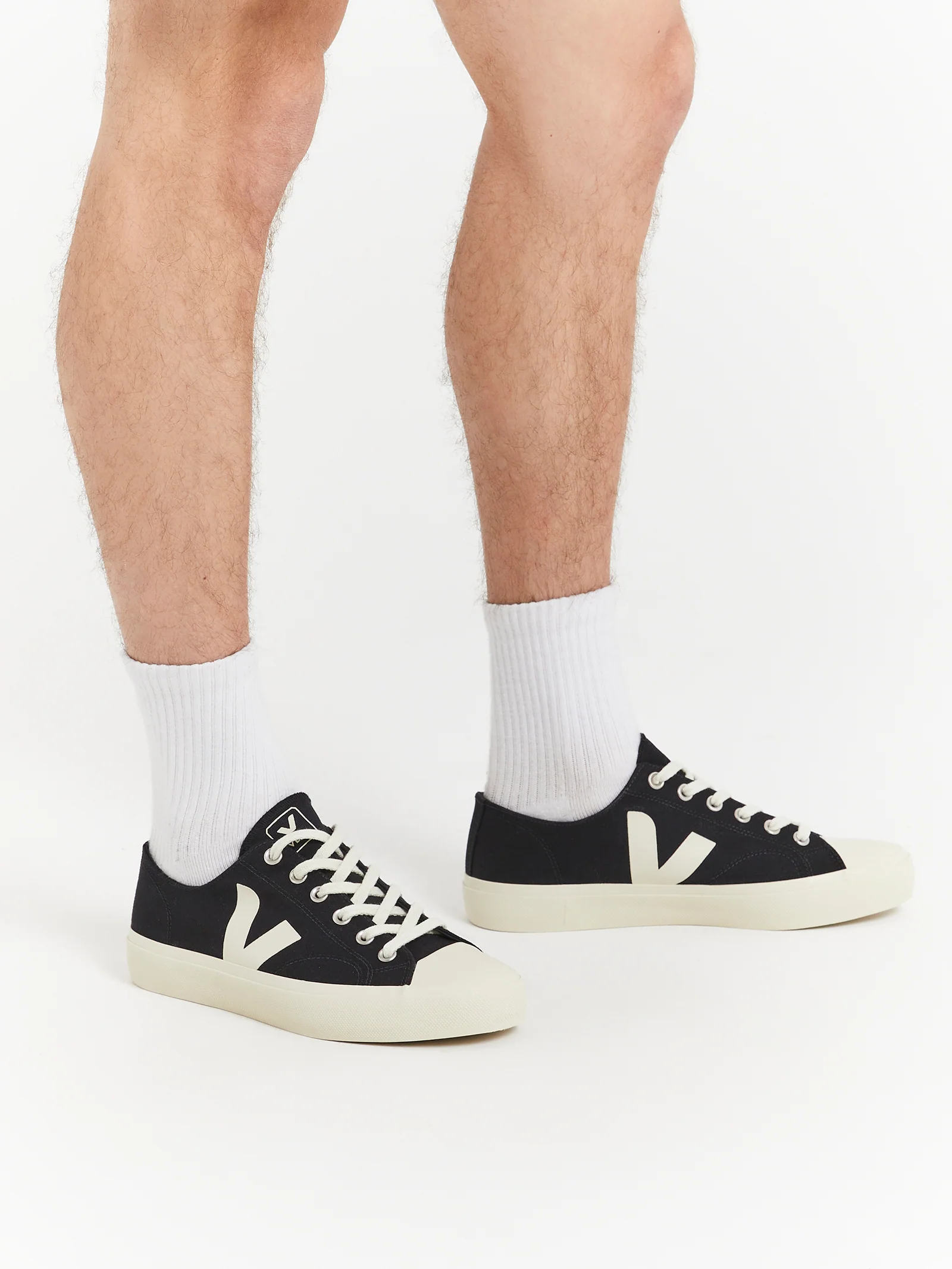 Mens Wata II Low Sneakers - Image 3