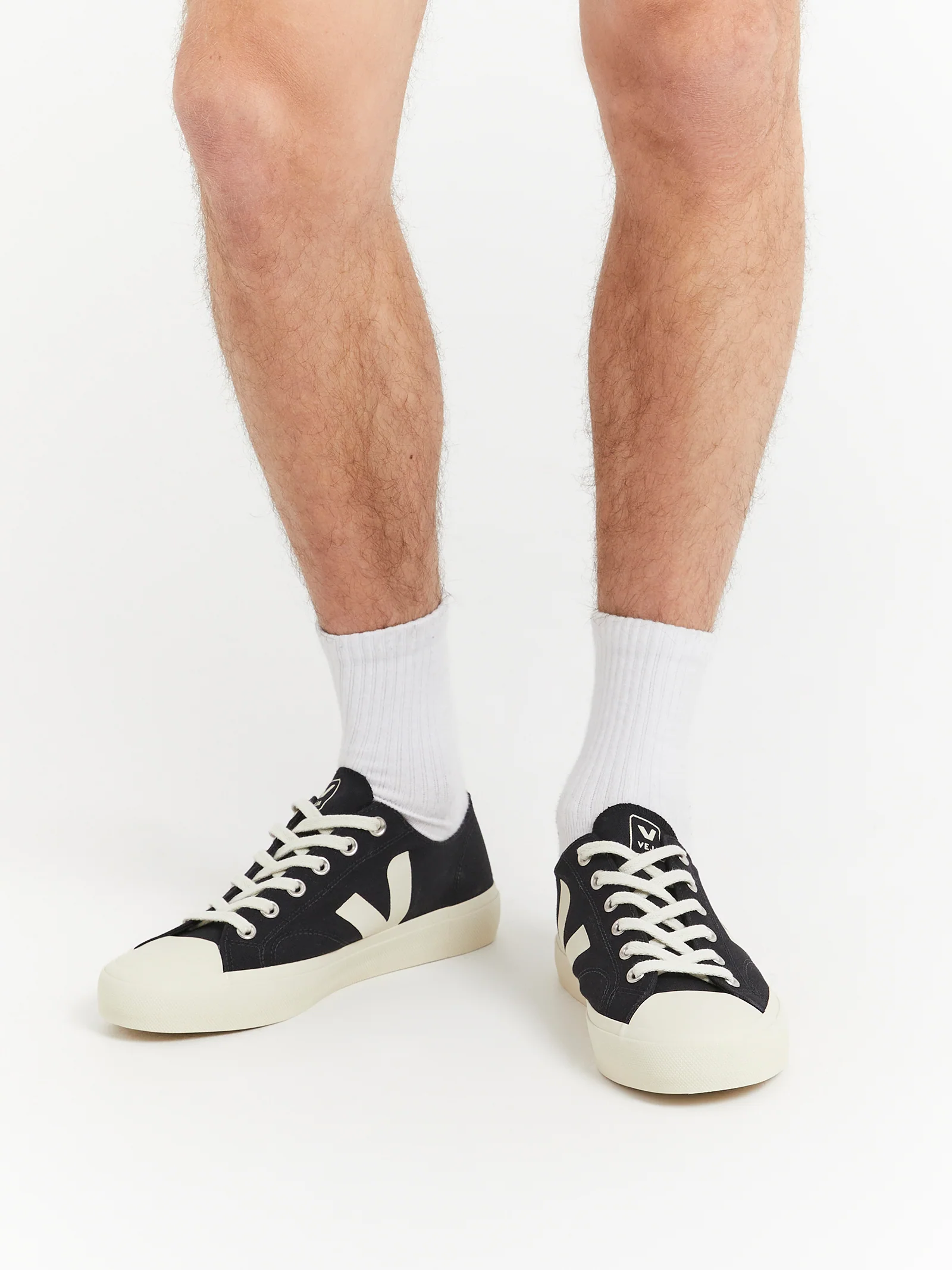 Mens Wata II Low Sneakers - Image 4