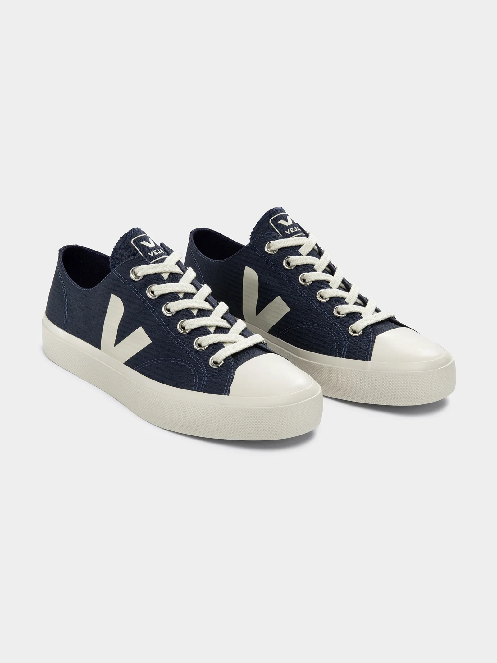 Mens Wata II Low Sneakers - Image 2