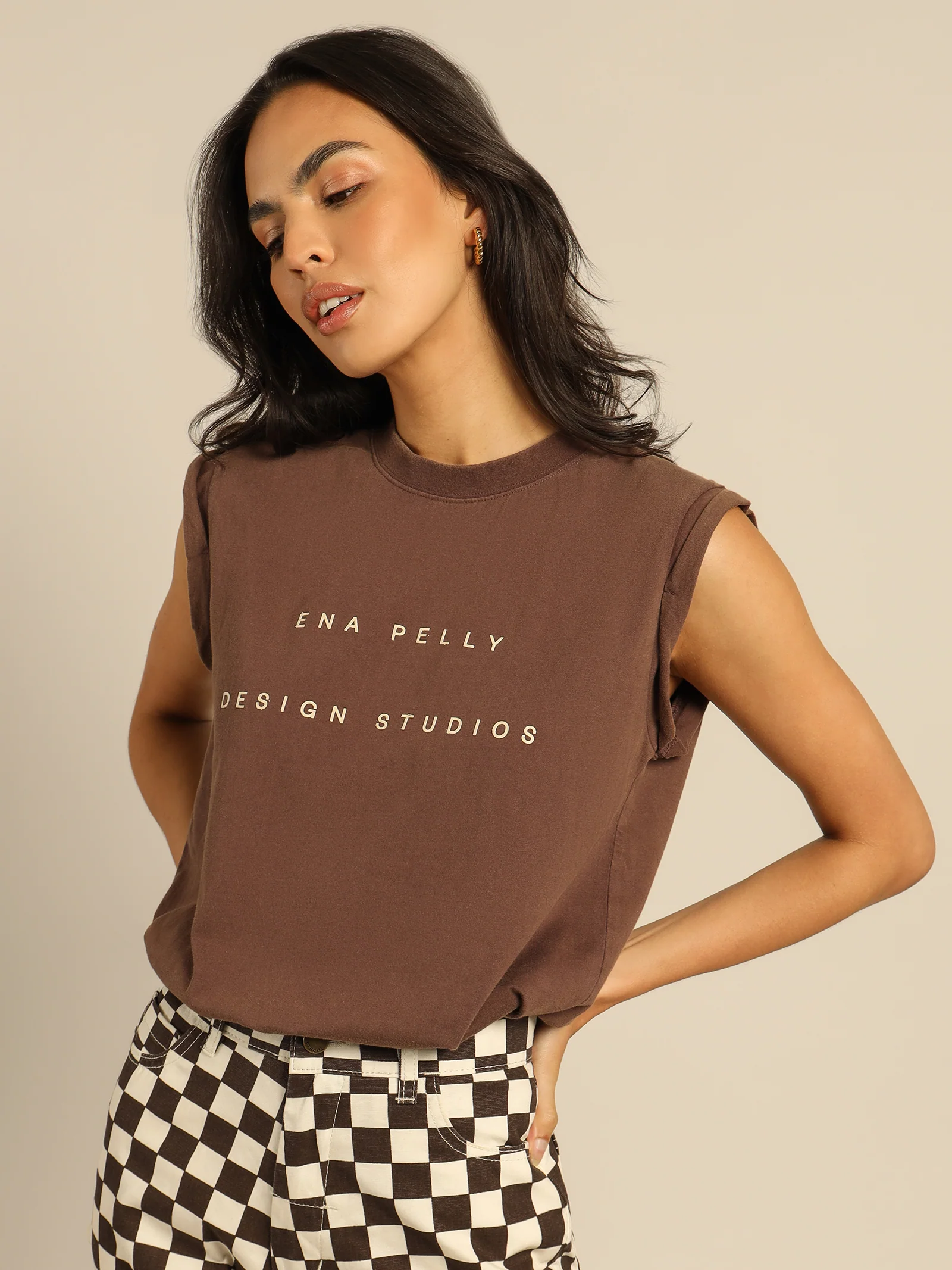 Minimal Logo Tank - Image 5